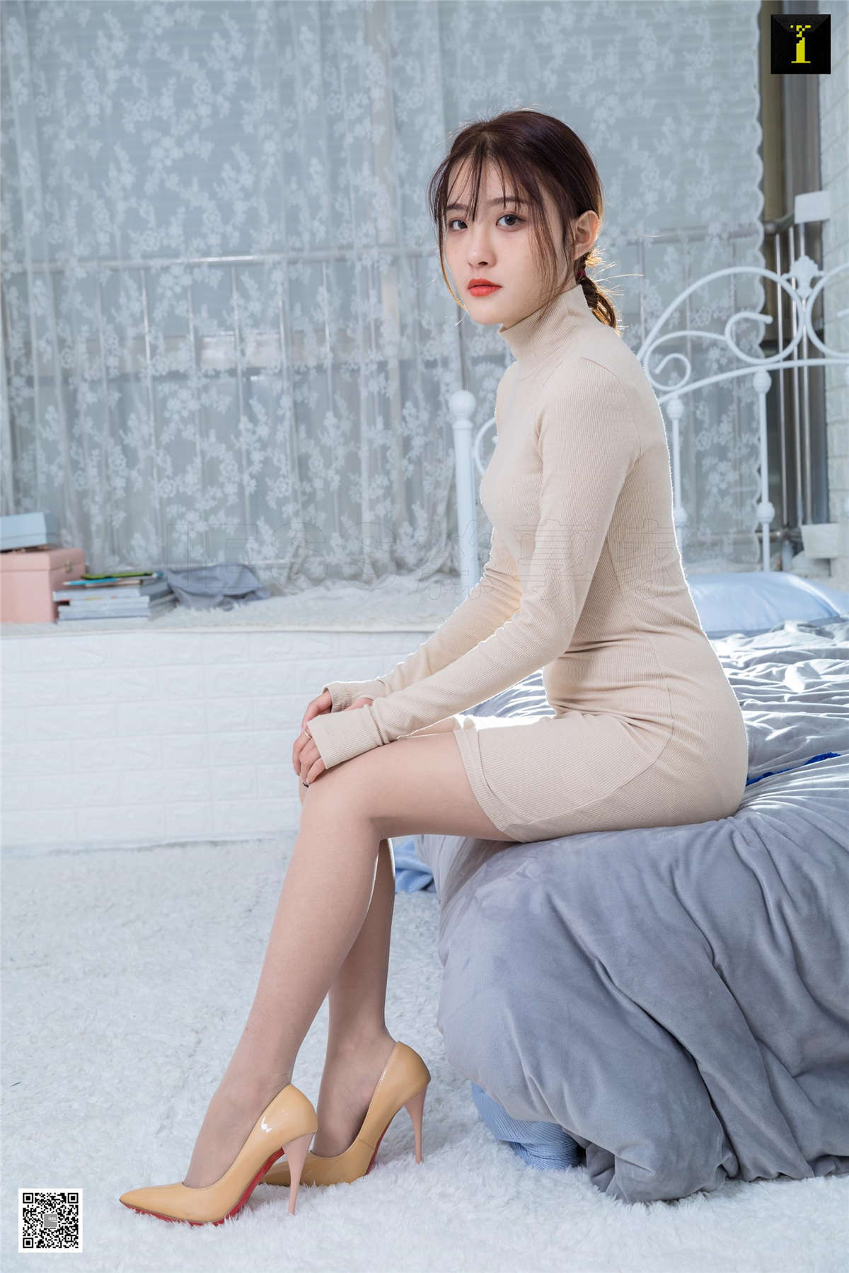 图片[2]-IESS异思趣向 丝享家703期：婉萍 初恋裸色系-日更街拍