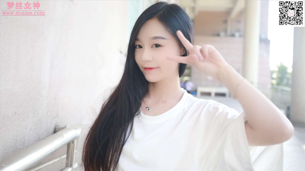 2019.09.08 灵灵 明星脸的她-日更街拍