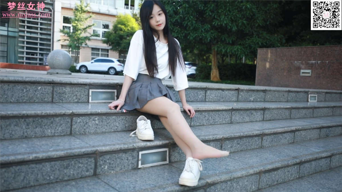 图片[2]-2019.09.08 灵灵 明星脸的她-日更街拍