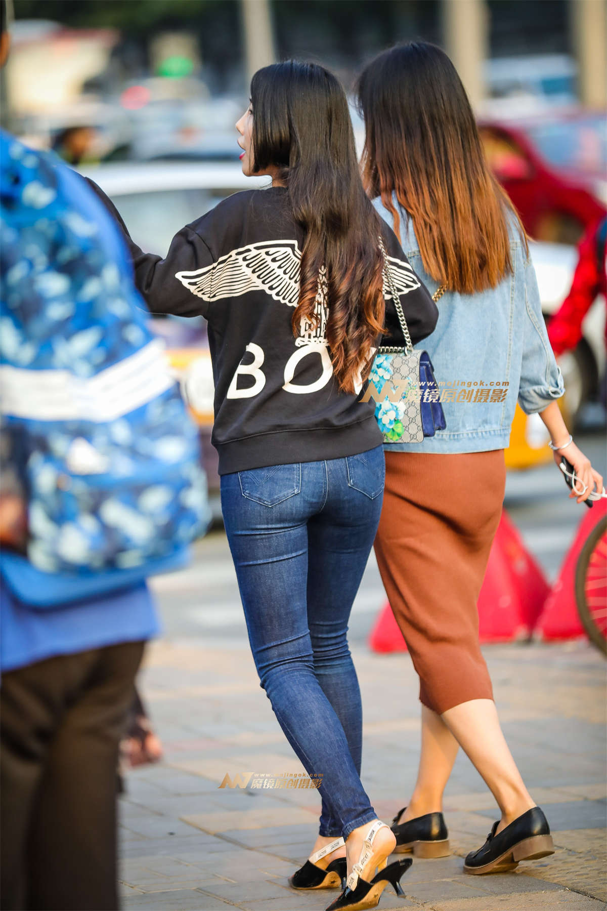 图片[2]-长腿牛仔美眉-日更街拍