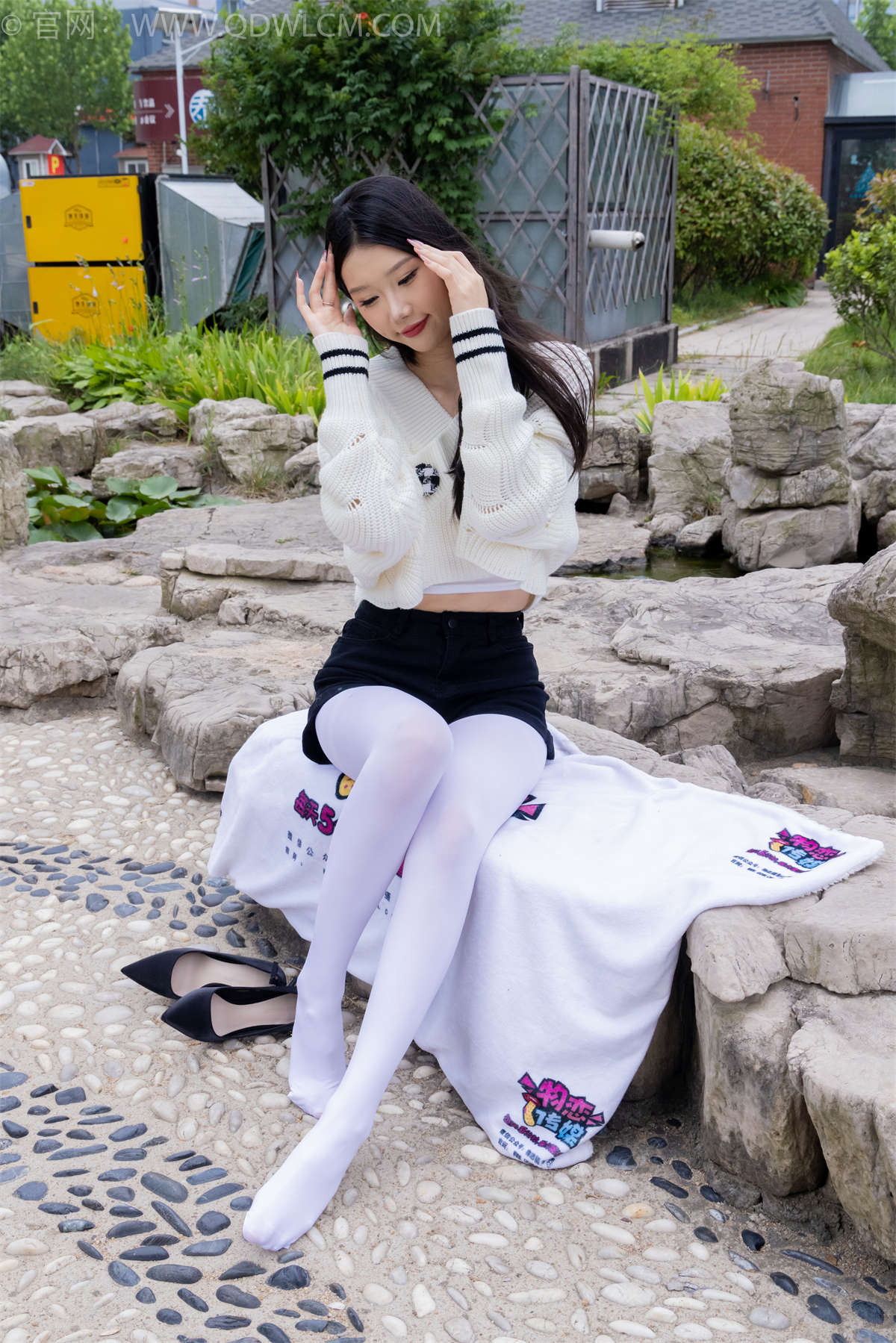 物恋传媒 NO.2052 小竹-流浪漂流瓶-日更街拍