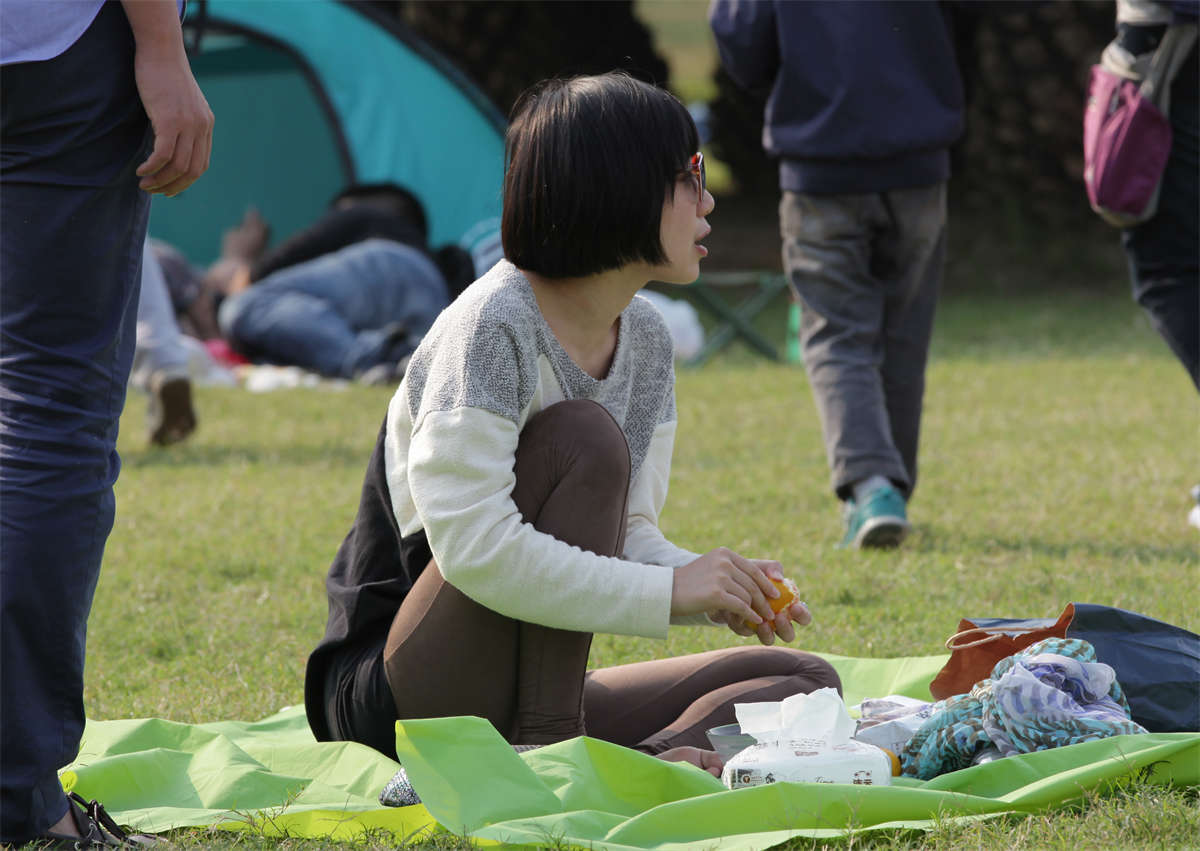 图片[2]-踏青公园街拍系列No.242 比不过西足性感，但有东方传统美-日更街拍