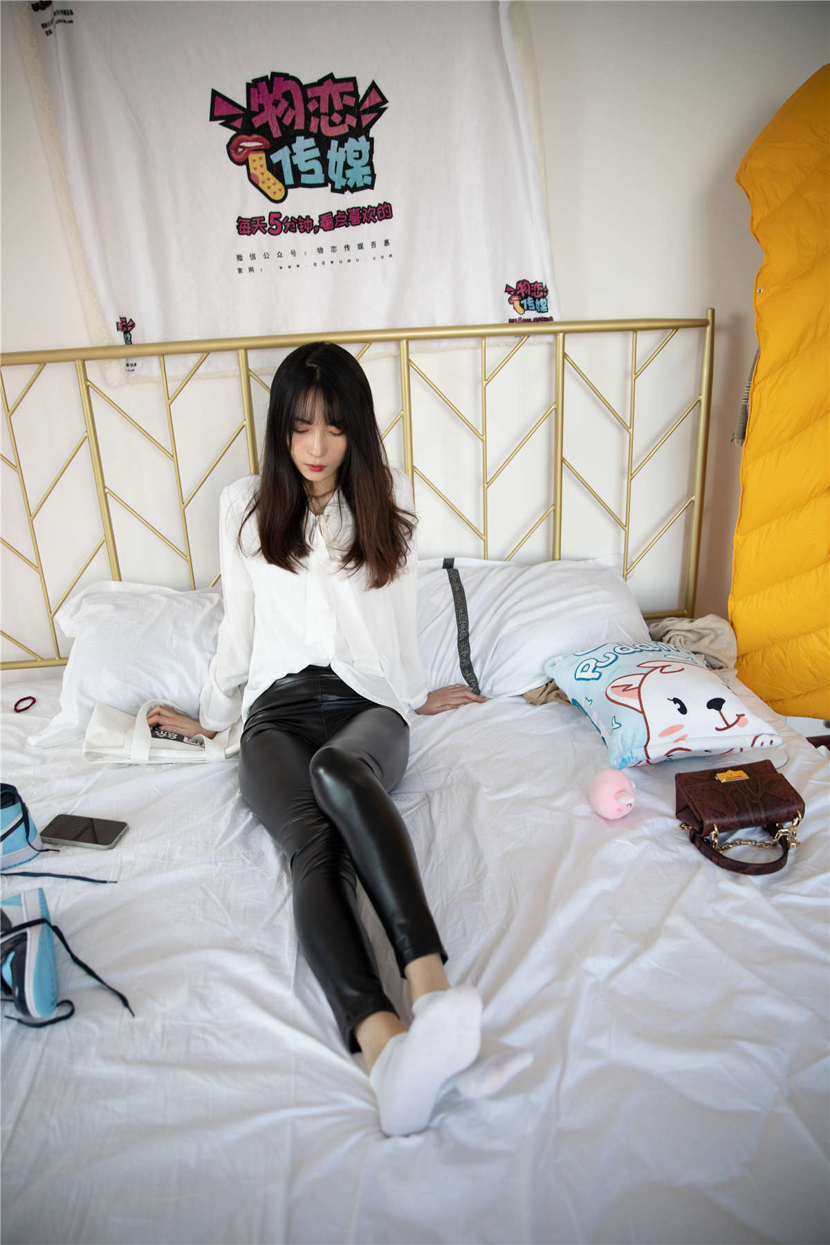 图片[2]-物恋传媒 NO.622 猫耳-蓝色的月亮-日更街拍