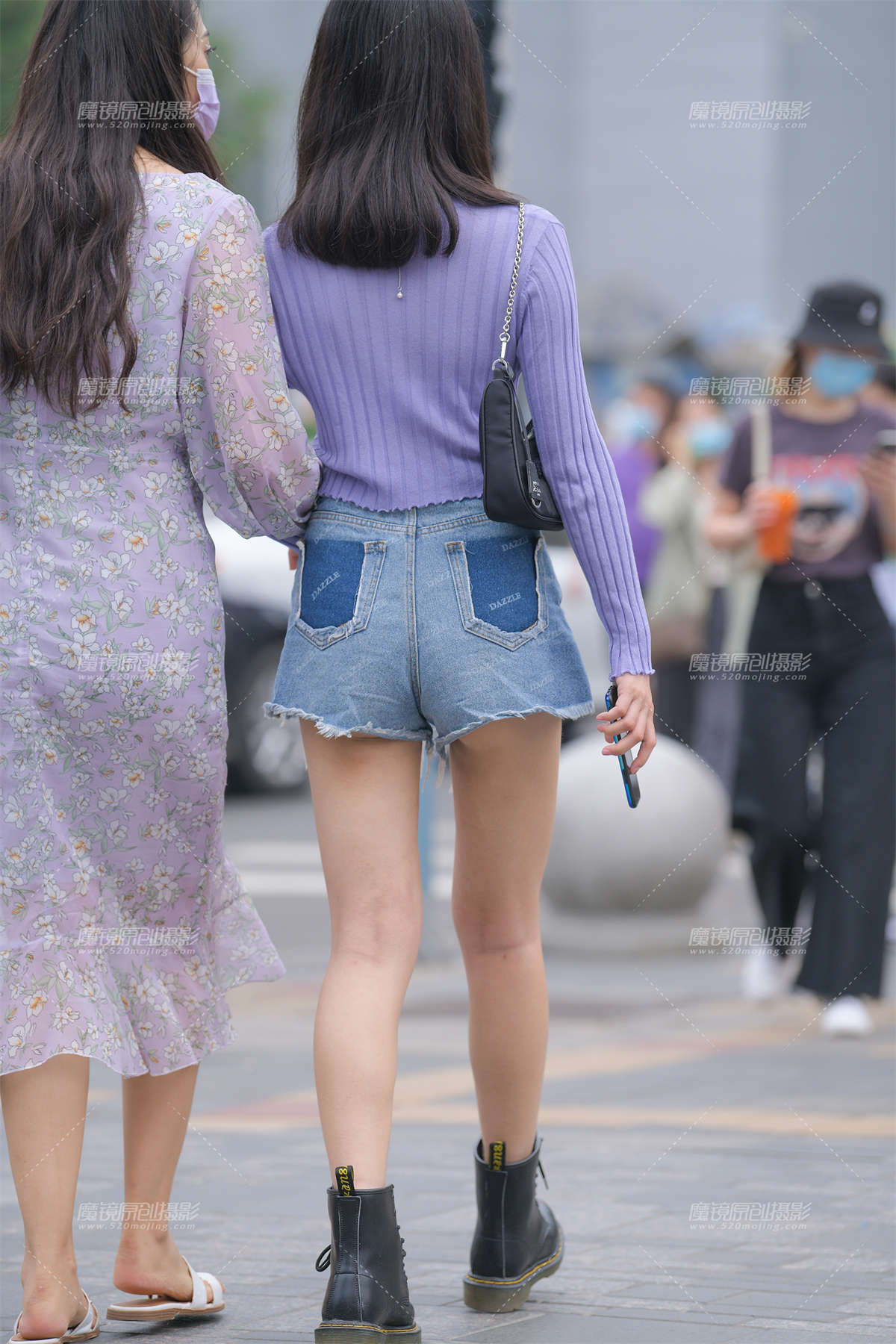 图片[2]-【红石赛帖】热裤美女-日更街拍