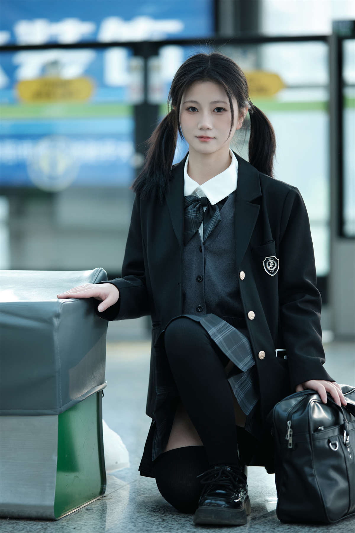 YITUYU艺图语 2024.05.14 地铁女高 肉宋堡插图1