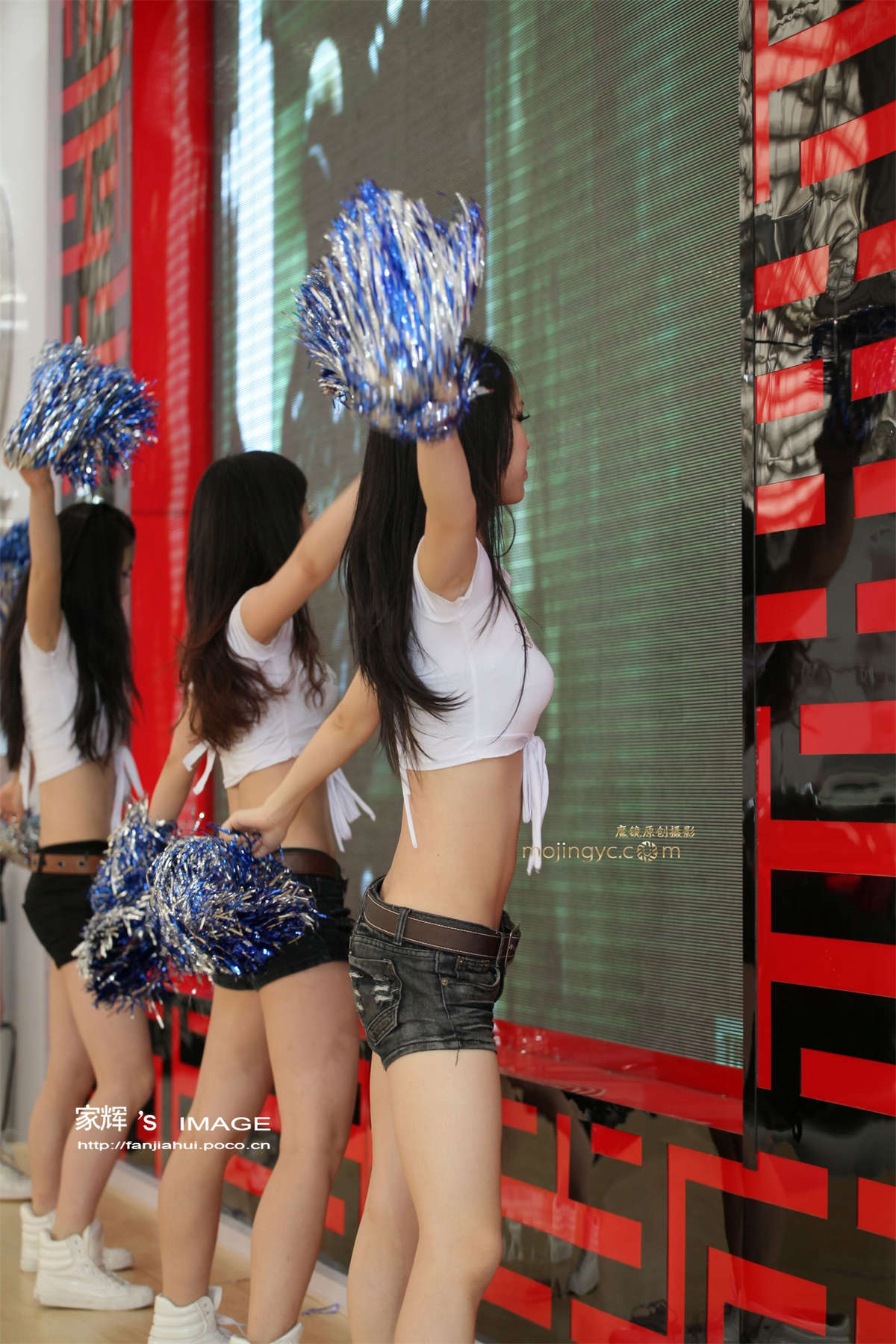 图片[2]-腰精mm-日更街拍