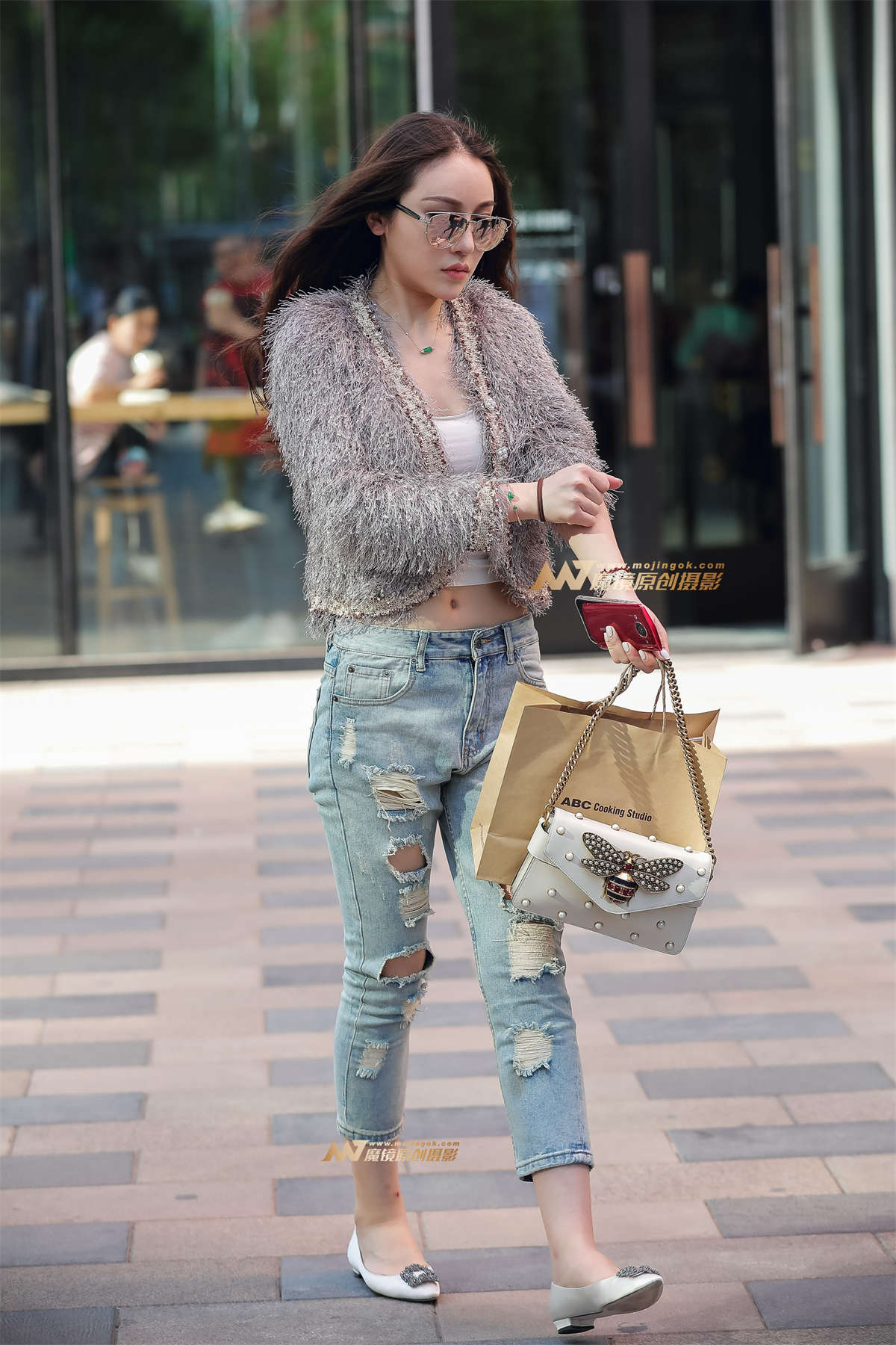 时尚靓丽高冷美眉-日更街拍