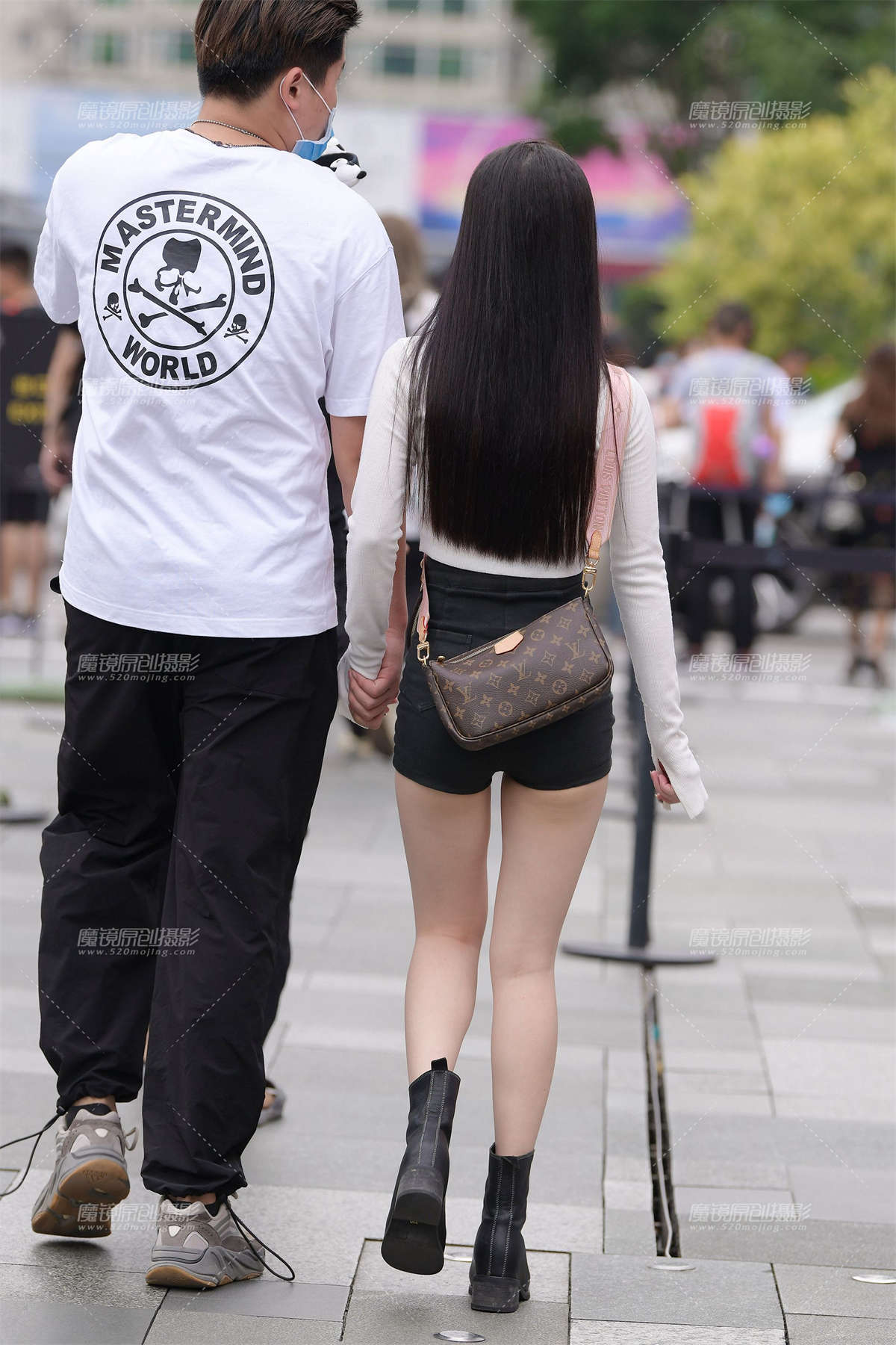 图片[2]-热裤女孩-日更街拍