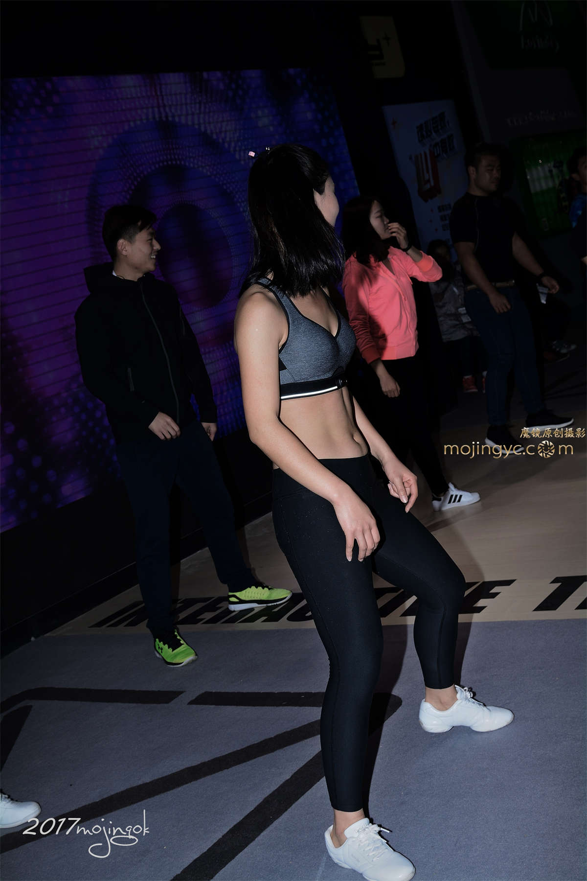 图片[2]-咔喳2017.0605街拍362（20p)-日更街拍