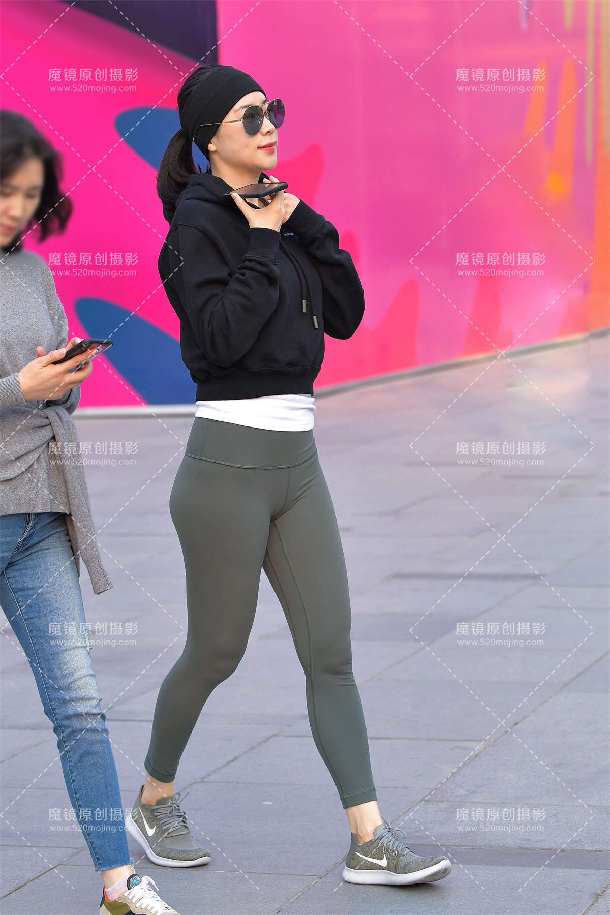 【红石赛帖】性感瑜伽裤少妇-日更街拍