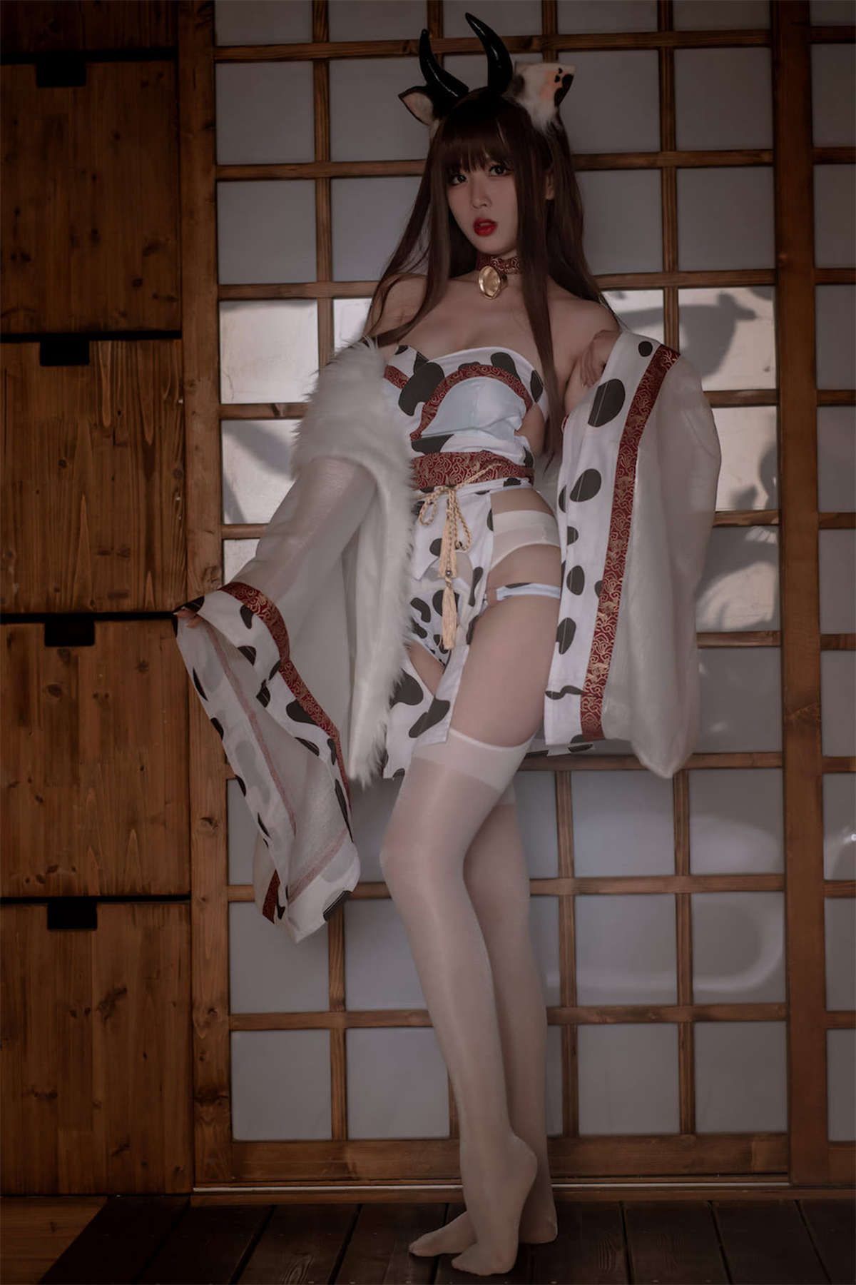 图片[2]-轩萧学姐NO.021 牛牛和服-日更街拍