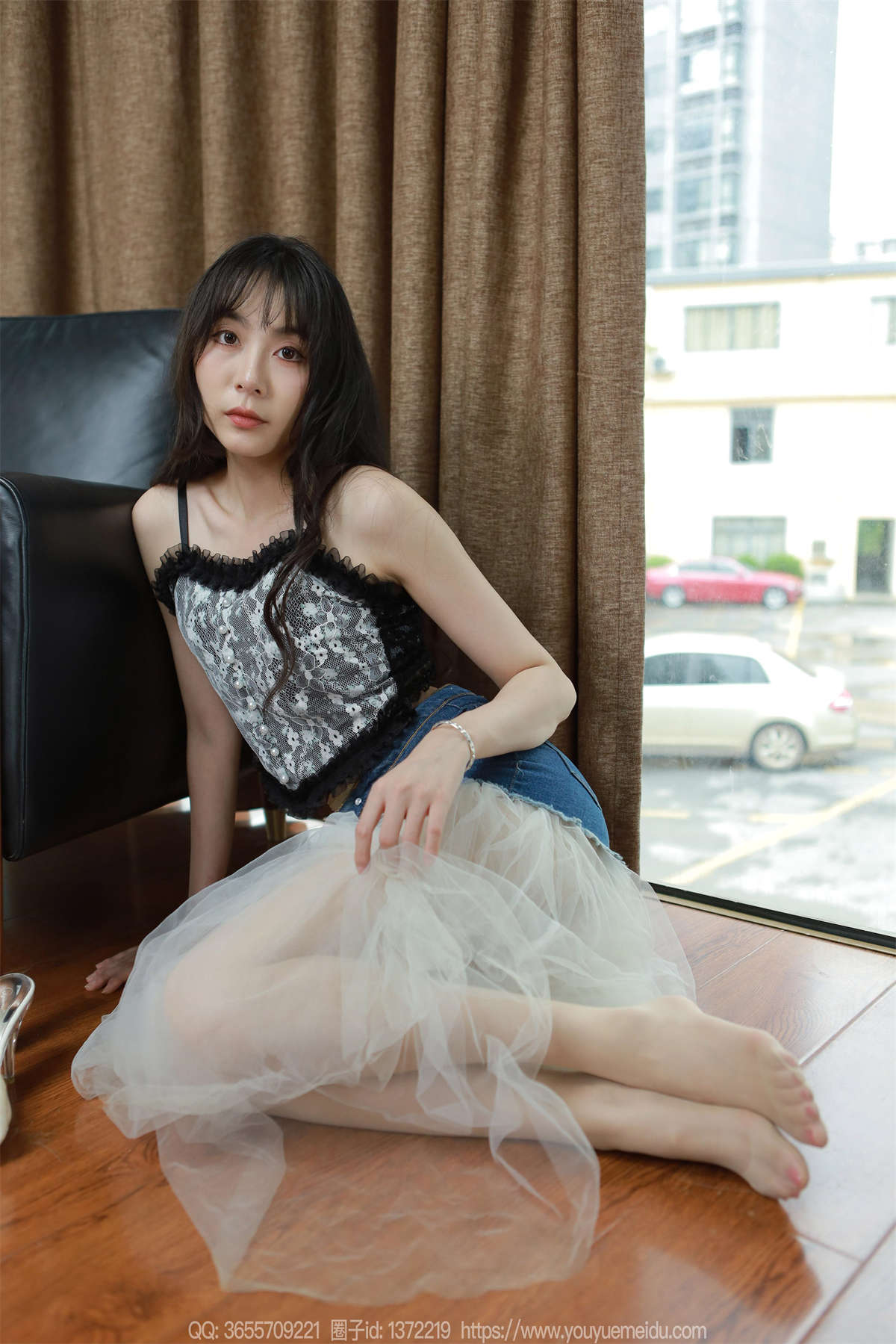 IESS异思趣向 2024.04.28 丝享家1727：团团 长腿白纱-日更街拍