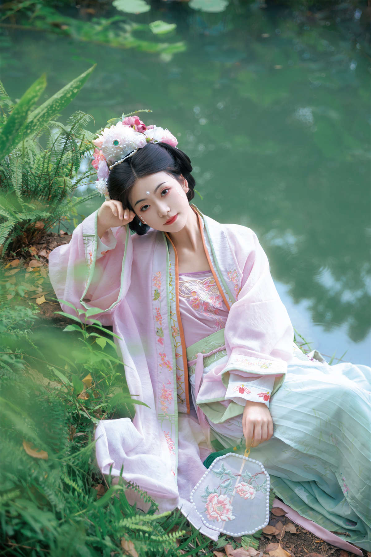 YITUYU艺图语 2024.11.22 步生莲 小薯片儿-日更街拍
