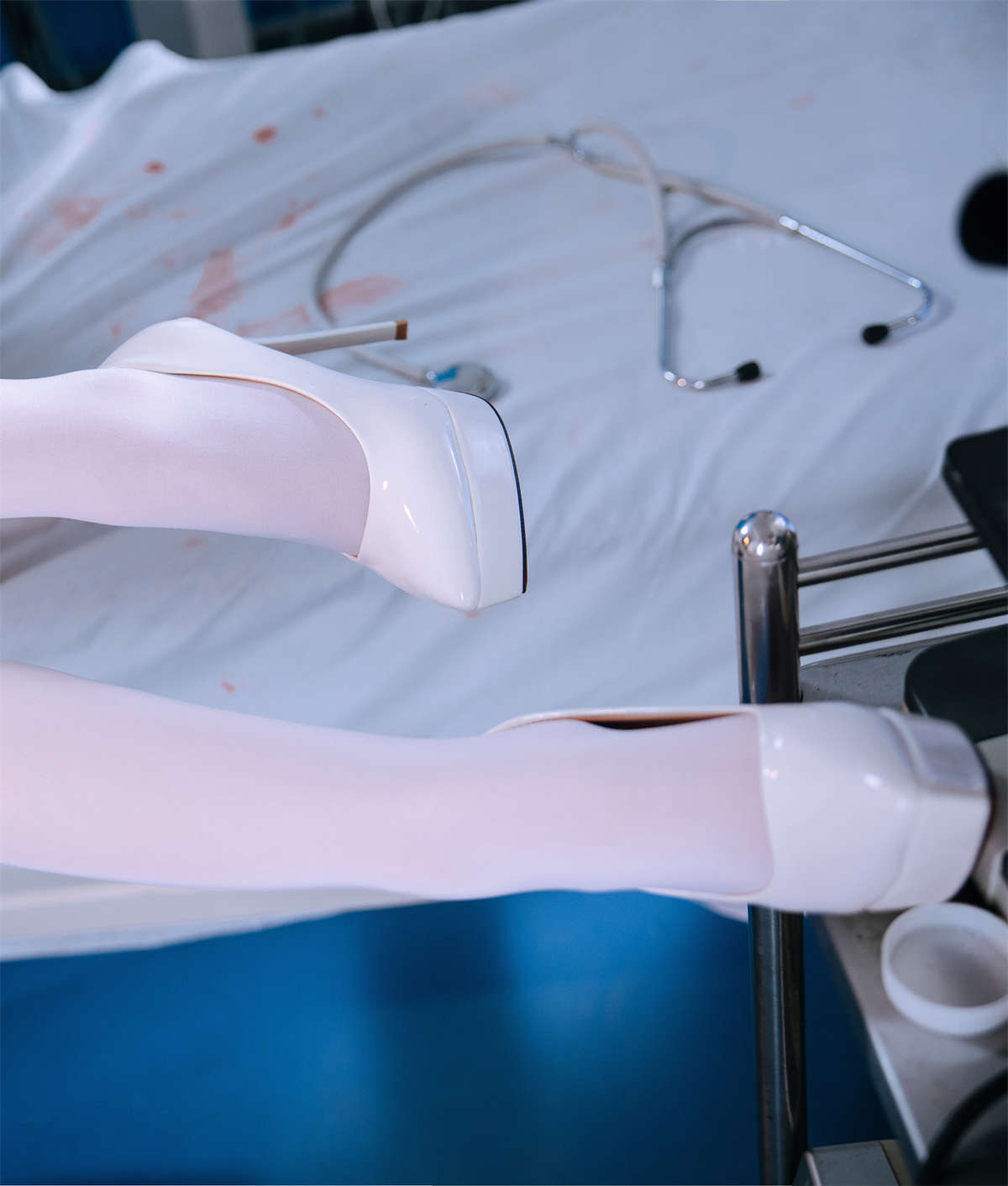 图片[2]-椎名莜 No.207 梅里医疗兔-日更街拍