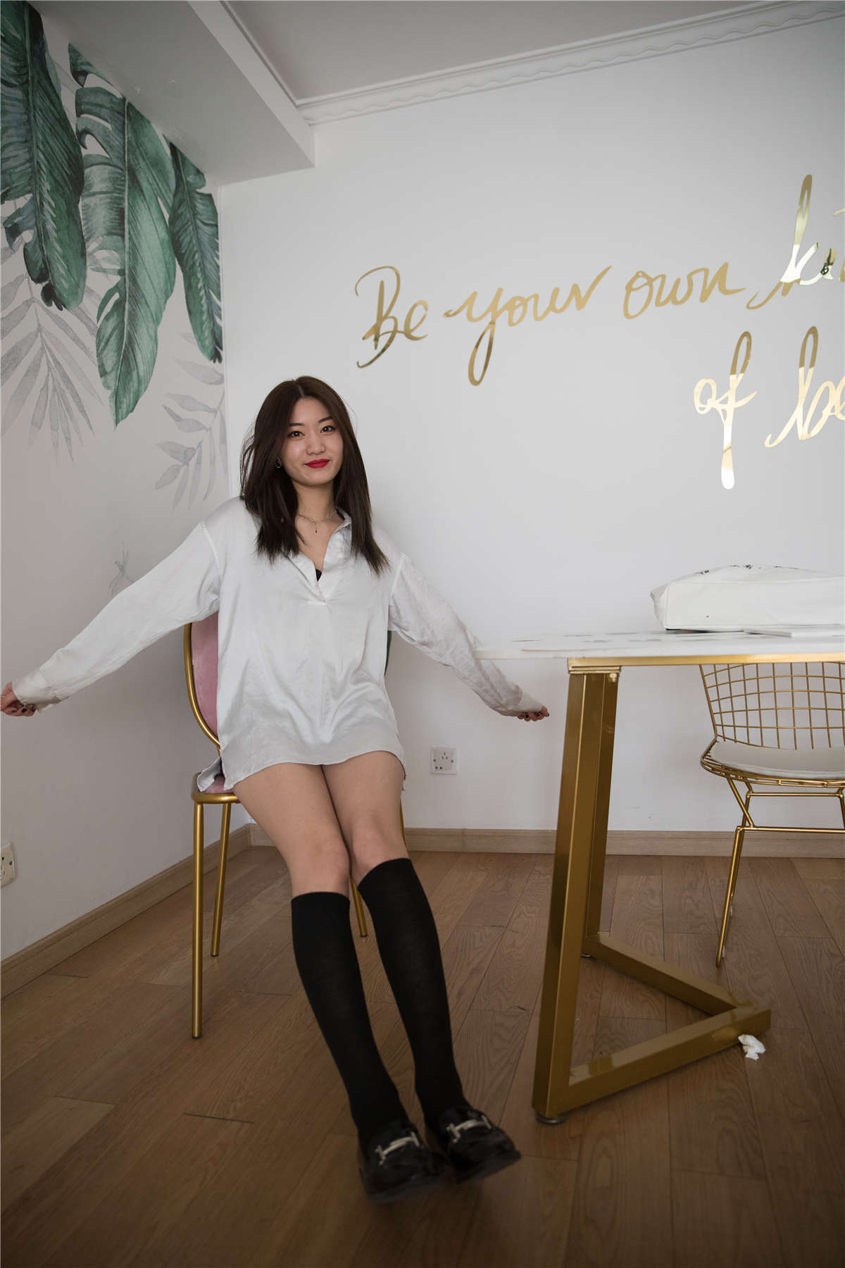 物恋传媒341期：言言-薄荷之夏-日更街拍