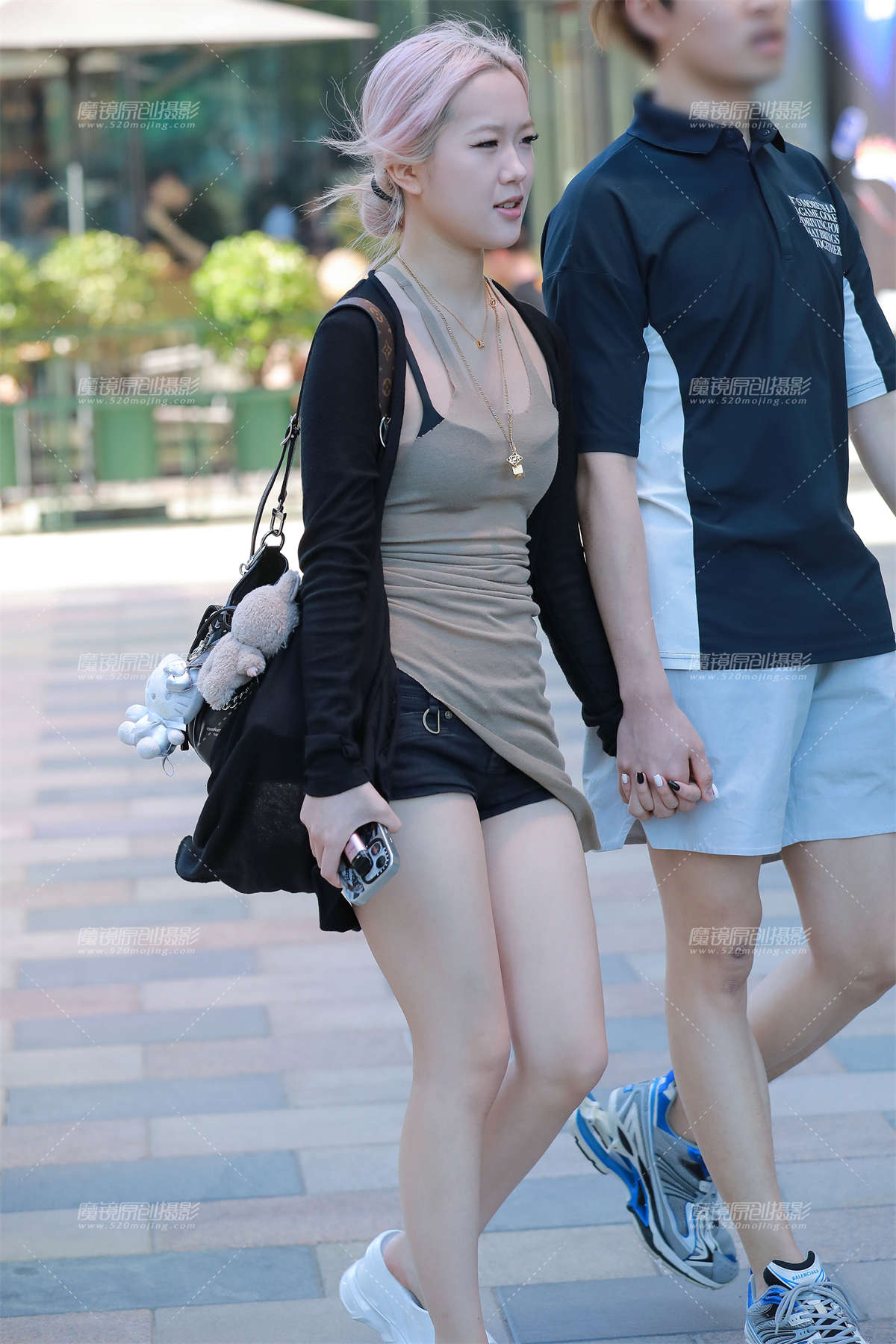 图片[2]-黑色热裤女友-日更街拍