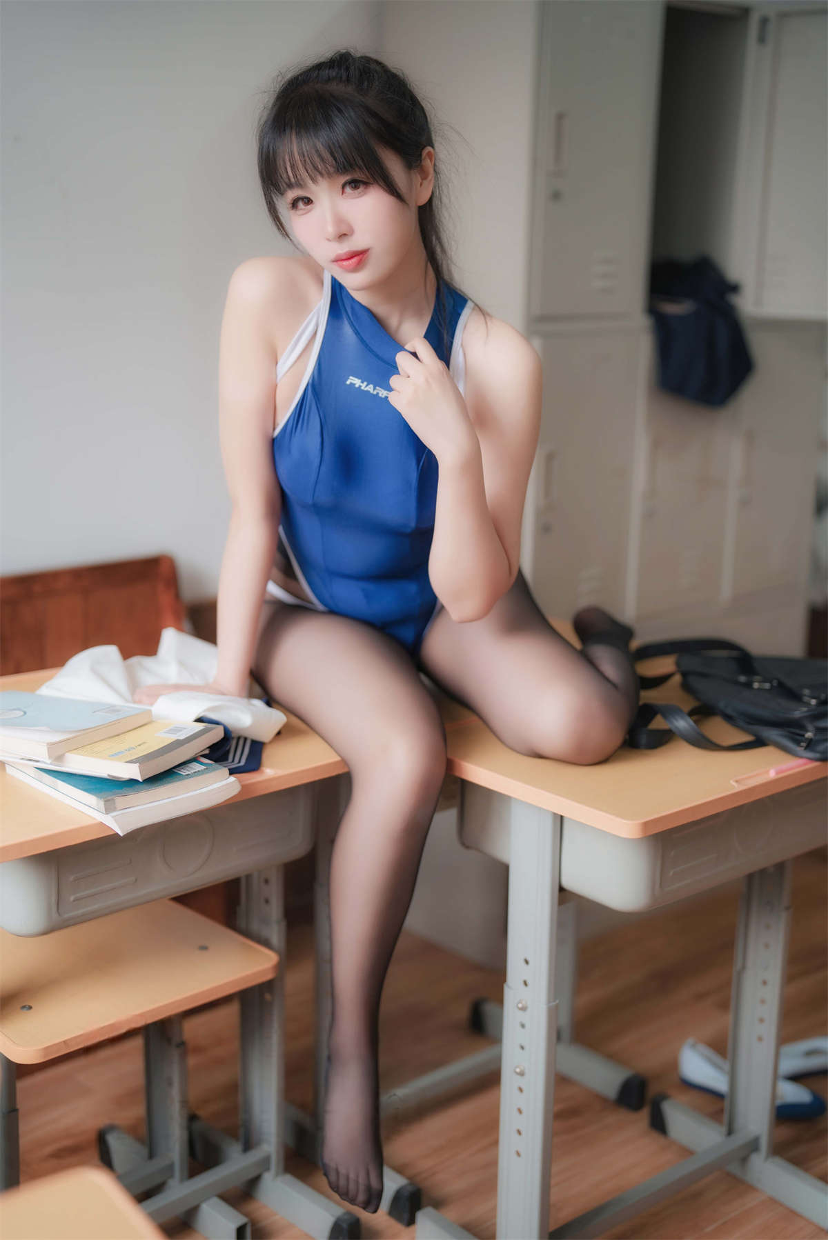 图片[2]-轩萧学姐NO.079 竞泳本C-日更街拍