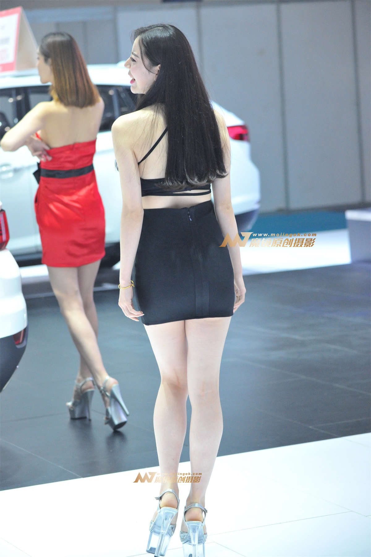 图片[2]-第六届第十一帖：包臀短裙圆润美臀-日更街拍