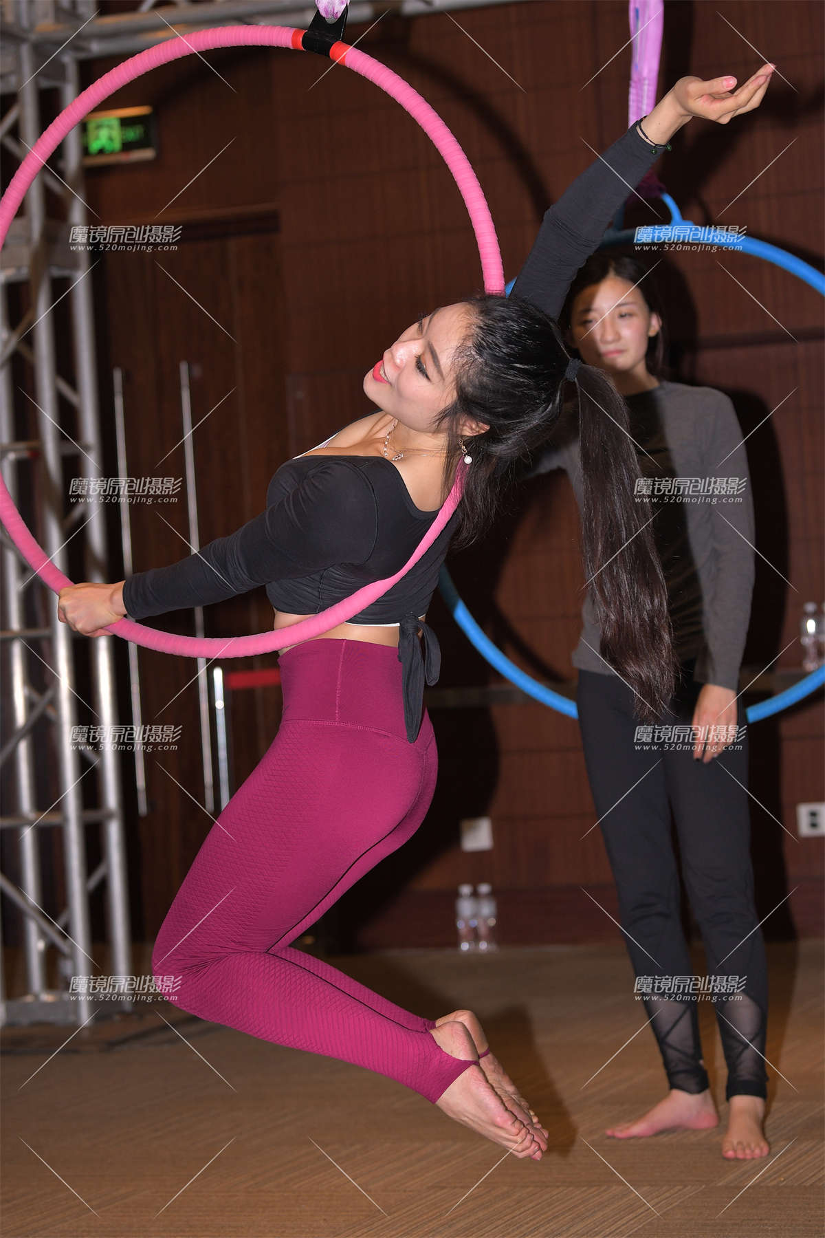 【红石赛帖】瑜伽吊环少妇-日更街拍