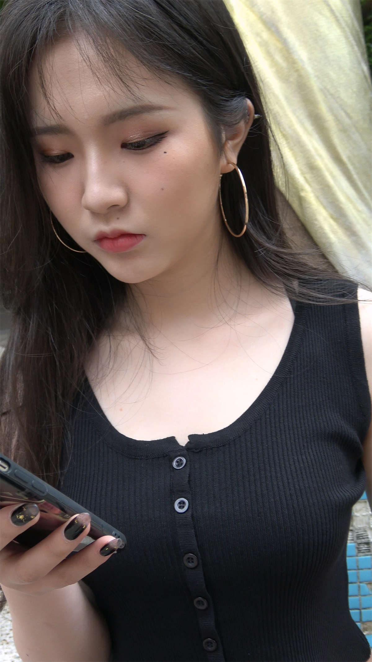 图片[2]-天使面容紧身弹力裤高跟-日更街拍