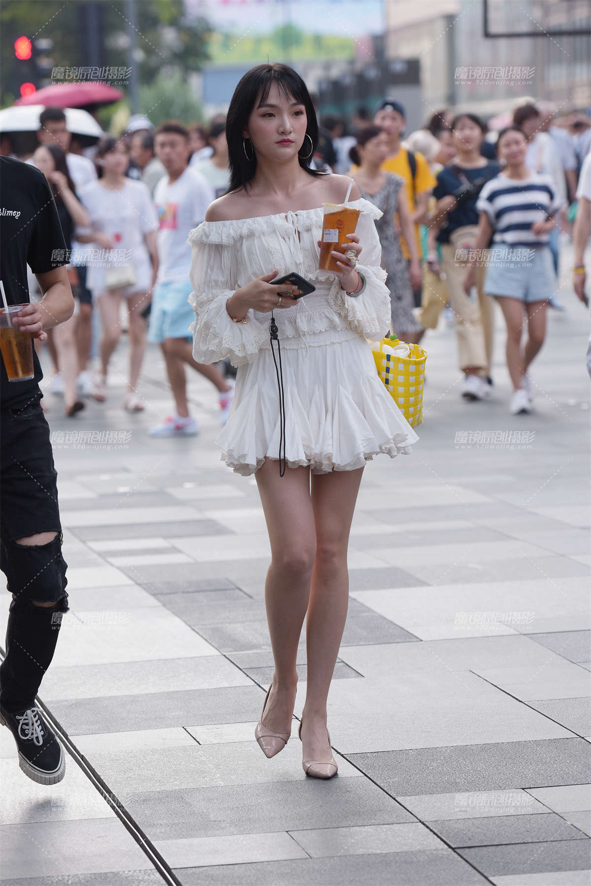 【慕容笙赛贴】过马路的美女-日更街拍