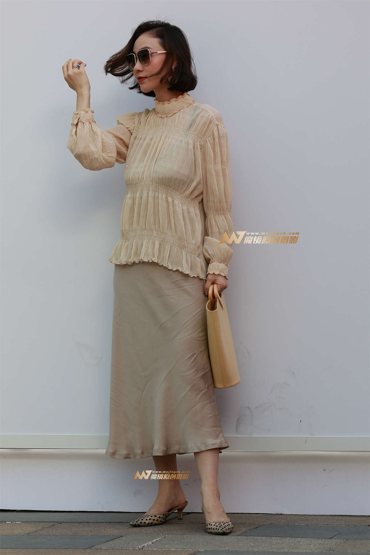 第1333篇★优雅裙装美女★-日更街拍