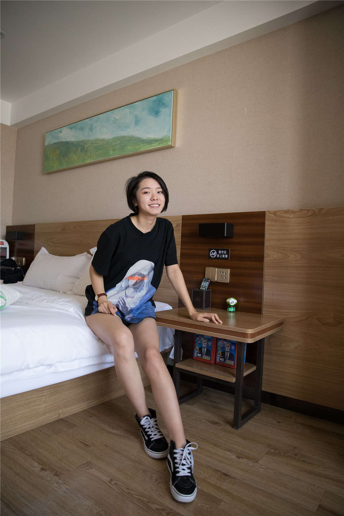 图片[2]-物恋传媒237期：小飞-如果笑容有温度-日更街拍