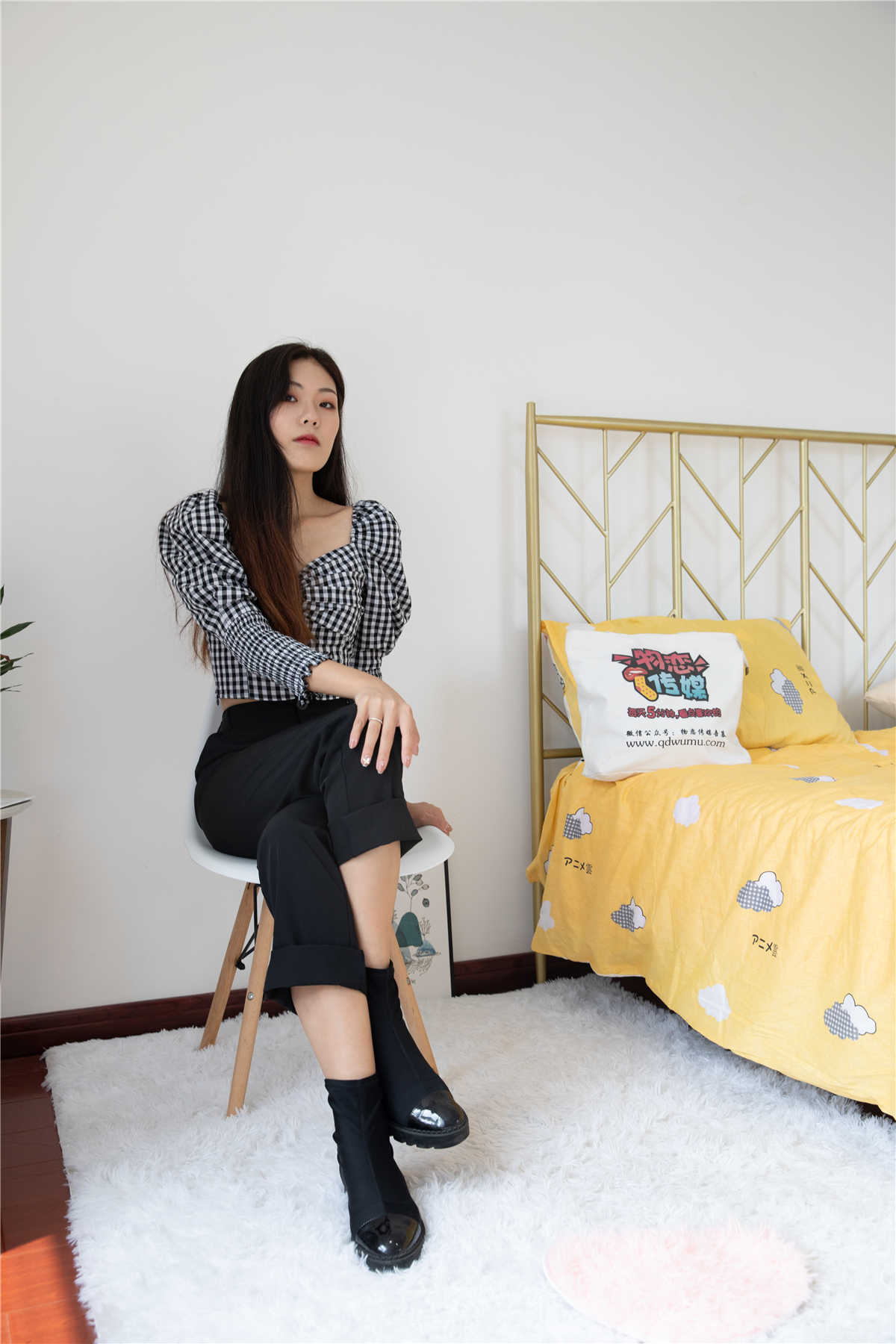 物恋传媒476期：vicky-快乐小魔女-日更街拍