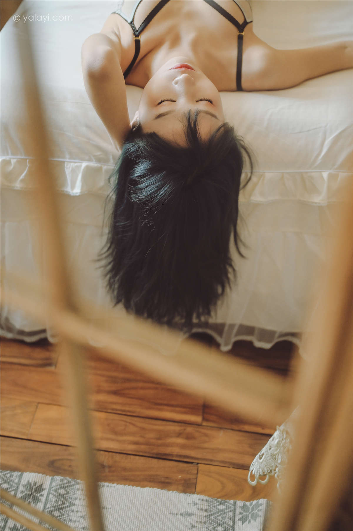 图片[2]-YALAYI雅拉伊 NO.707 田也 探香闺-日更街拍