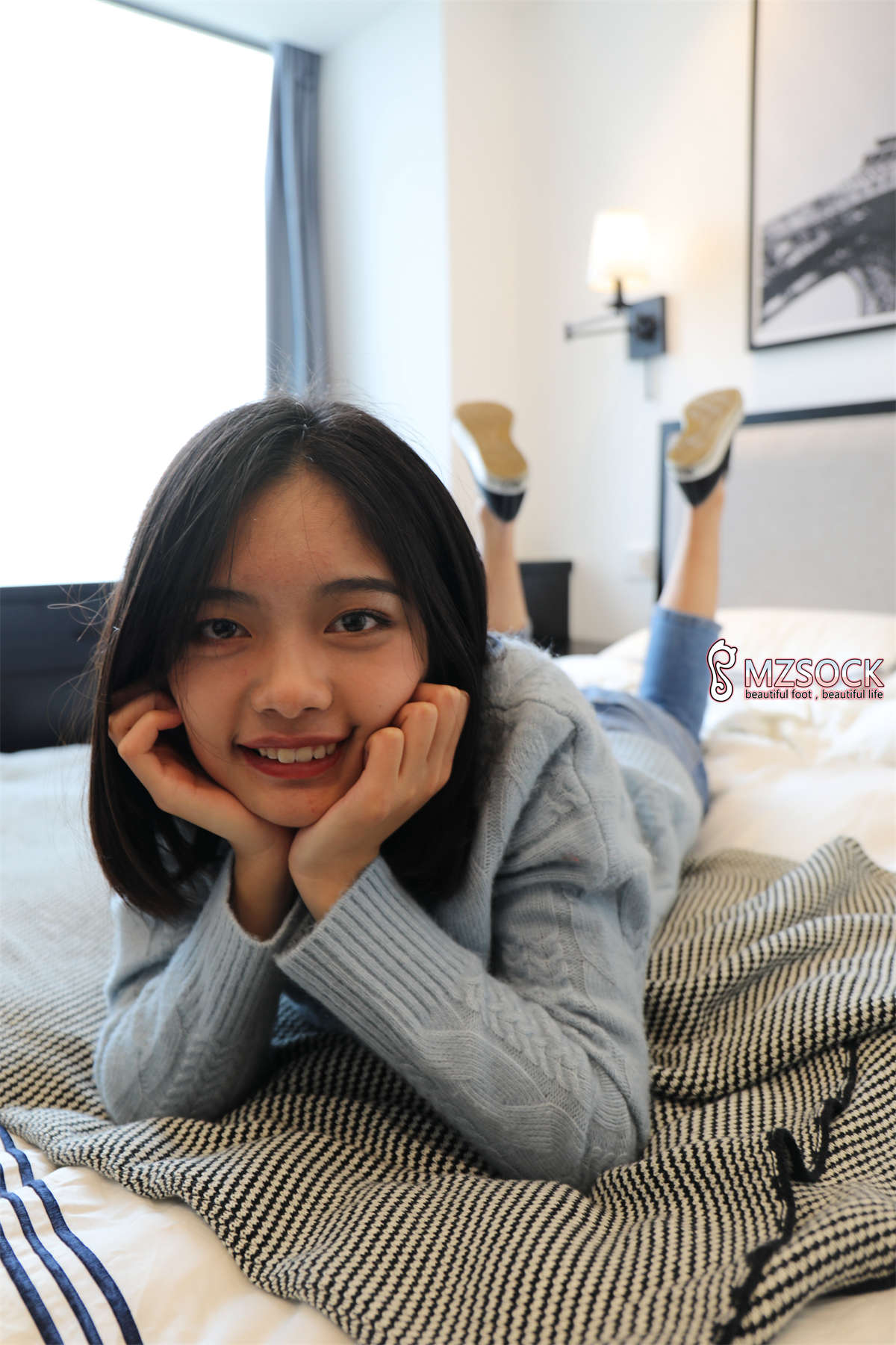 MZSOCK-2019 NO.004 范范-日更街拍