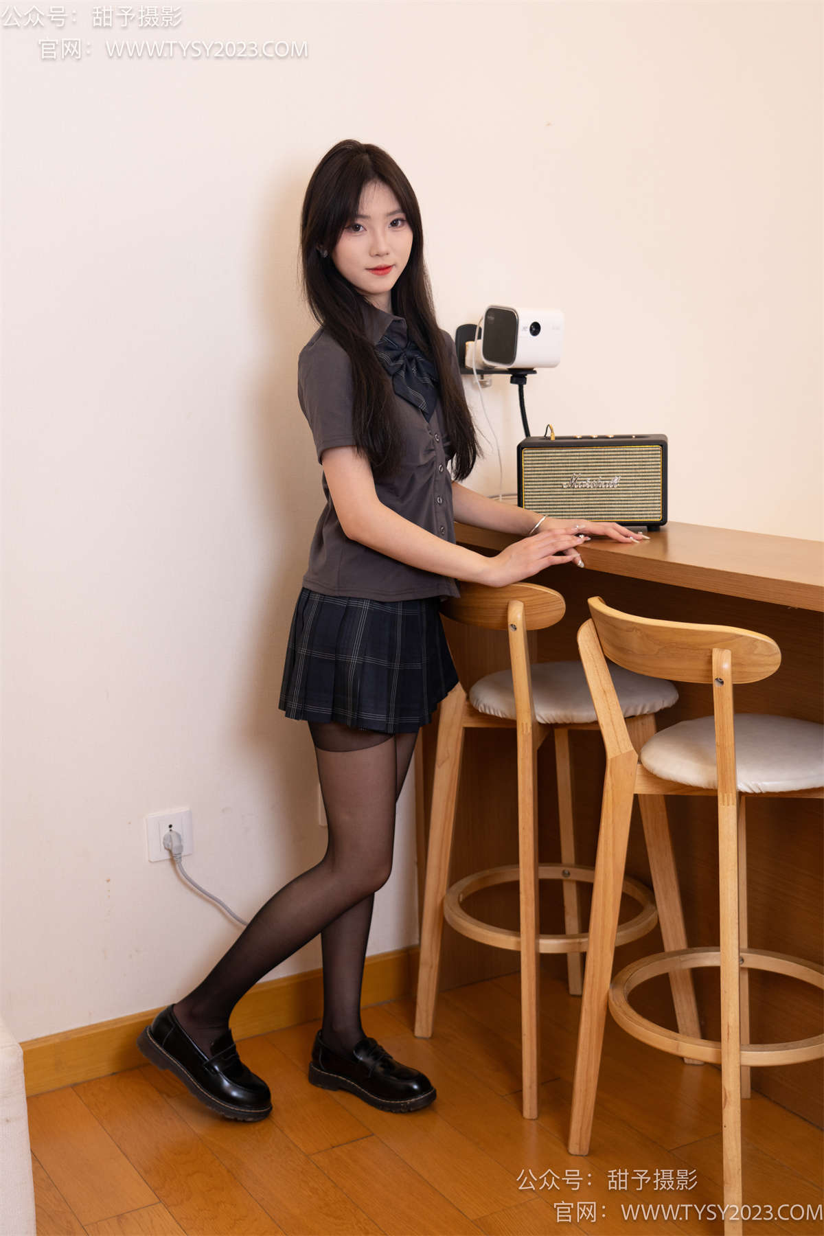 图片[2]-甜予摄影030期：璇璇-皮鞋、黑丝（脚尖加固款）、裸足 完整版-日更街拍