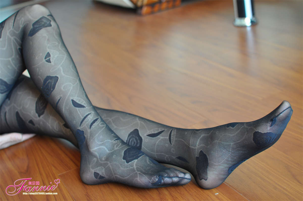 图片[2]-Fannie芬妮美足园NO.695 花丝特辑（2）-日更街拍