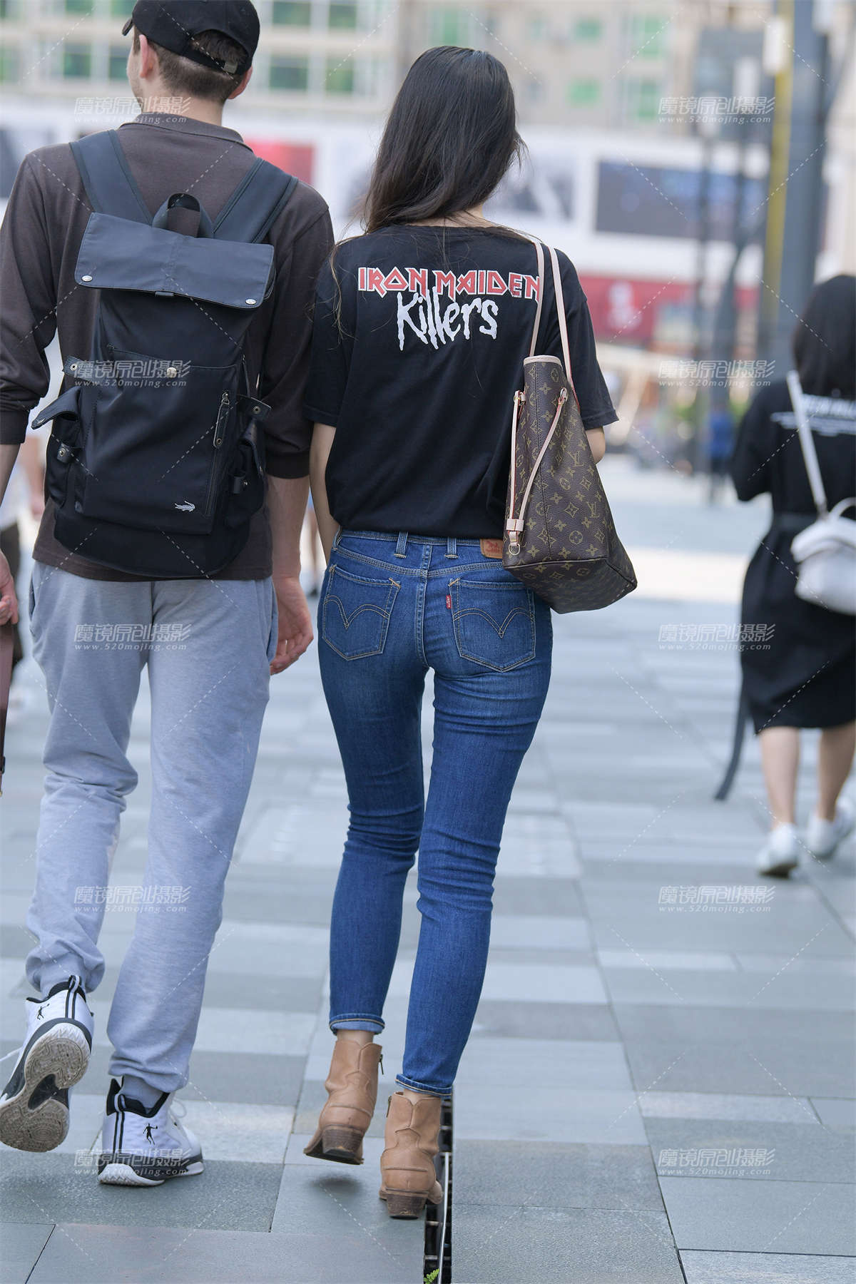 图片[2]-靓丽紧牛女友-日更街拍