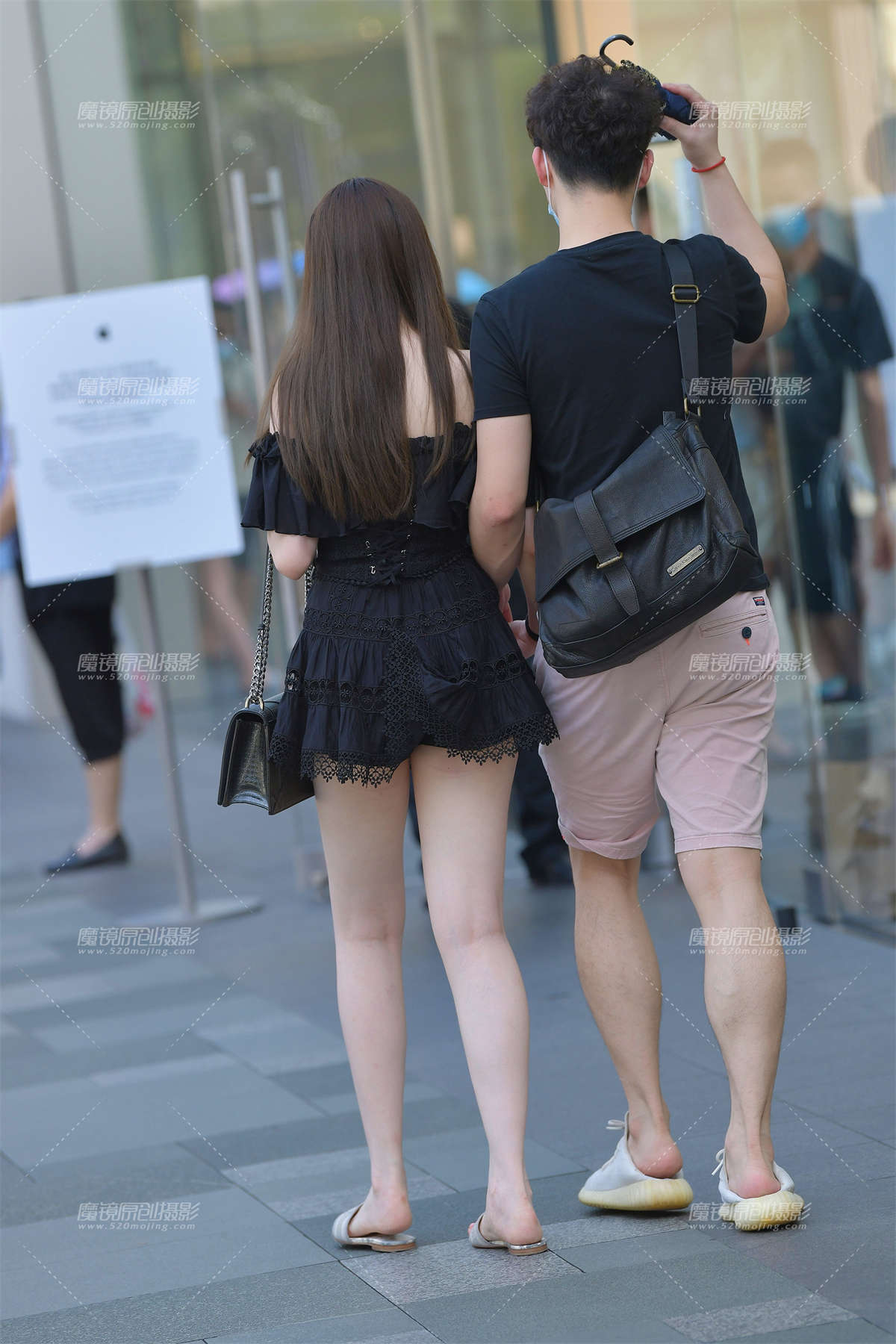 图片[2]-好喜欢这种微胖大白腿女孩-日更街拍