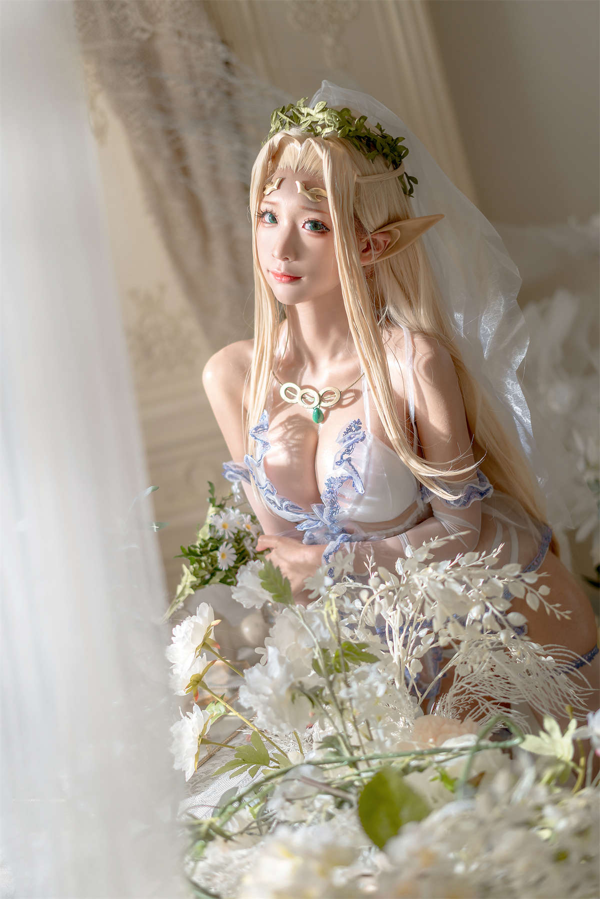 知名动漫博主-蠢沫沫 白精灵 婚纱-日更街拍