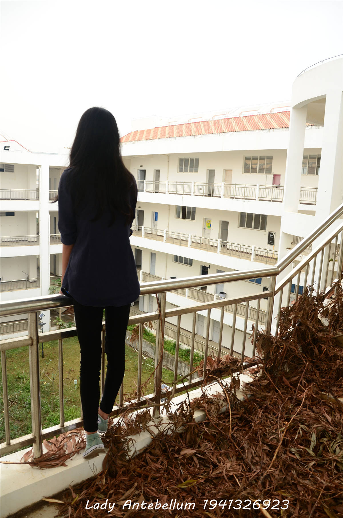 图片[2]-[战前女神] 美腿棉袜女神级摄影套图 022-日更街拍