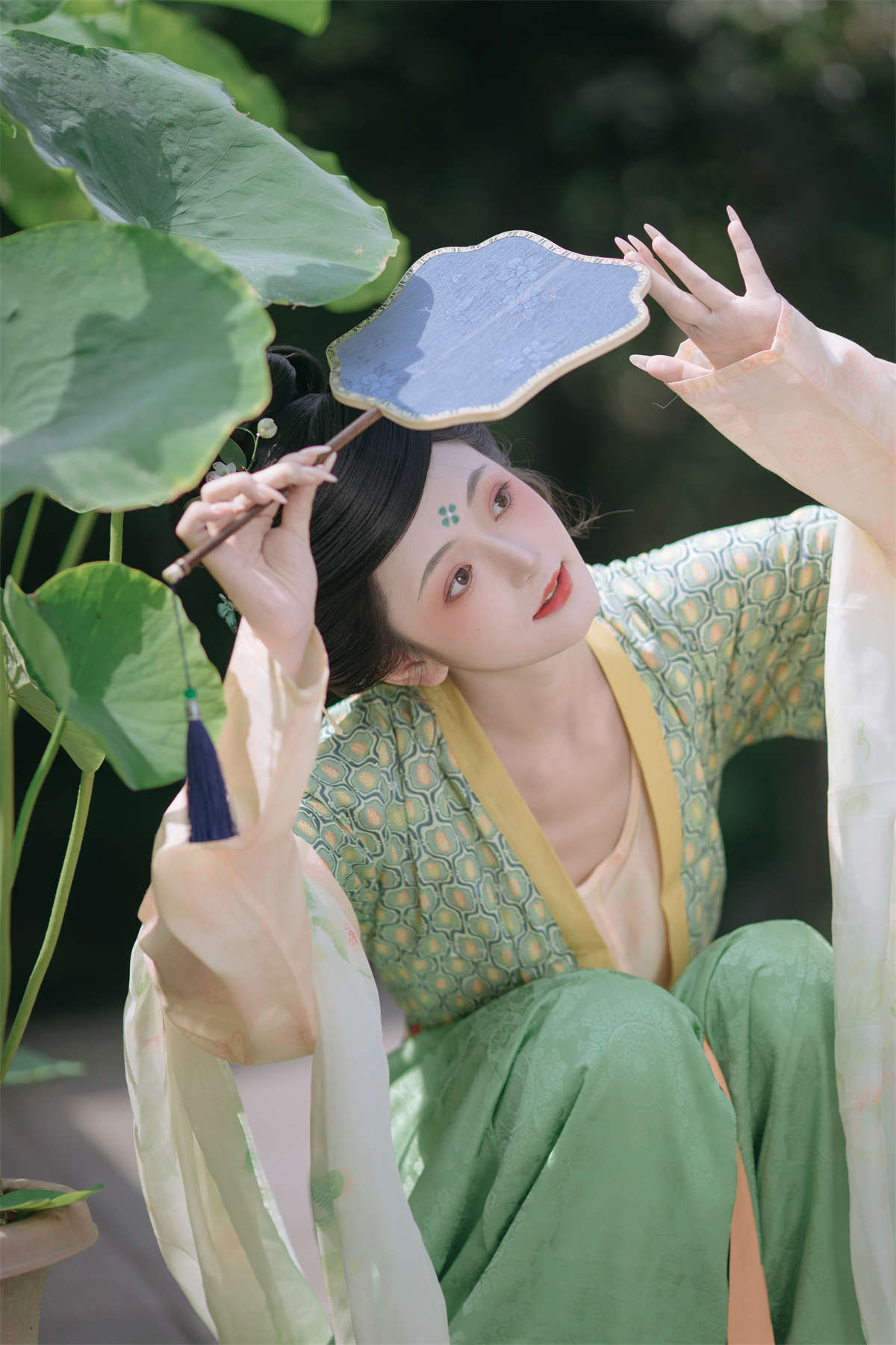 图片[2]-YITUYU艺图语 2025.04.05 唐朝的一个午后 赤嫣在这里-日更街拍