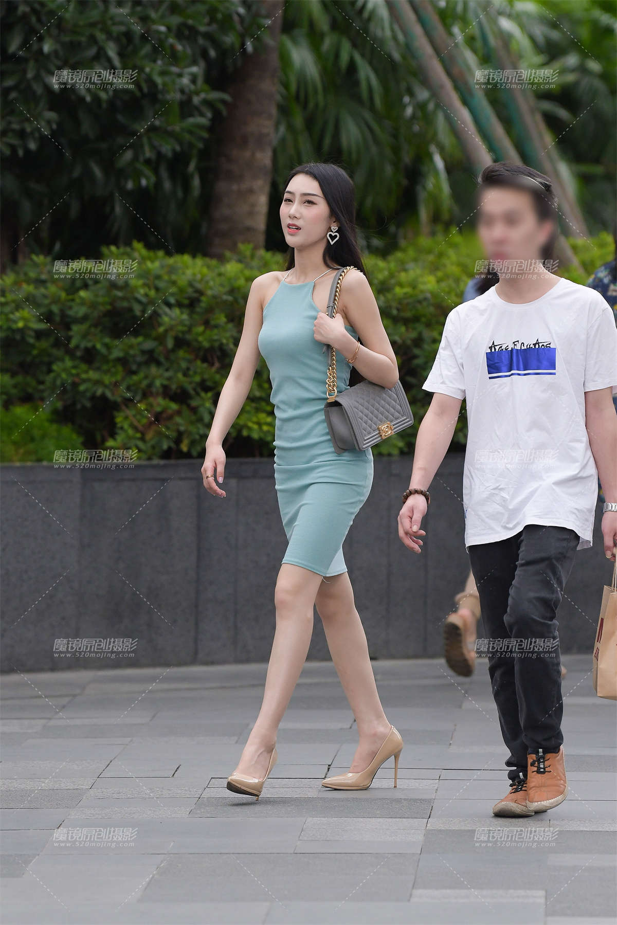 包臀裙 细高跟美女-日更街拍