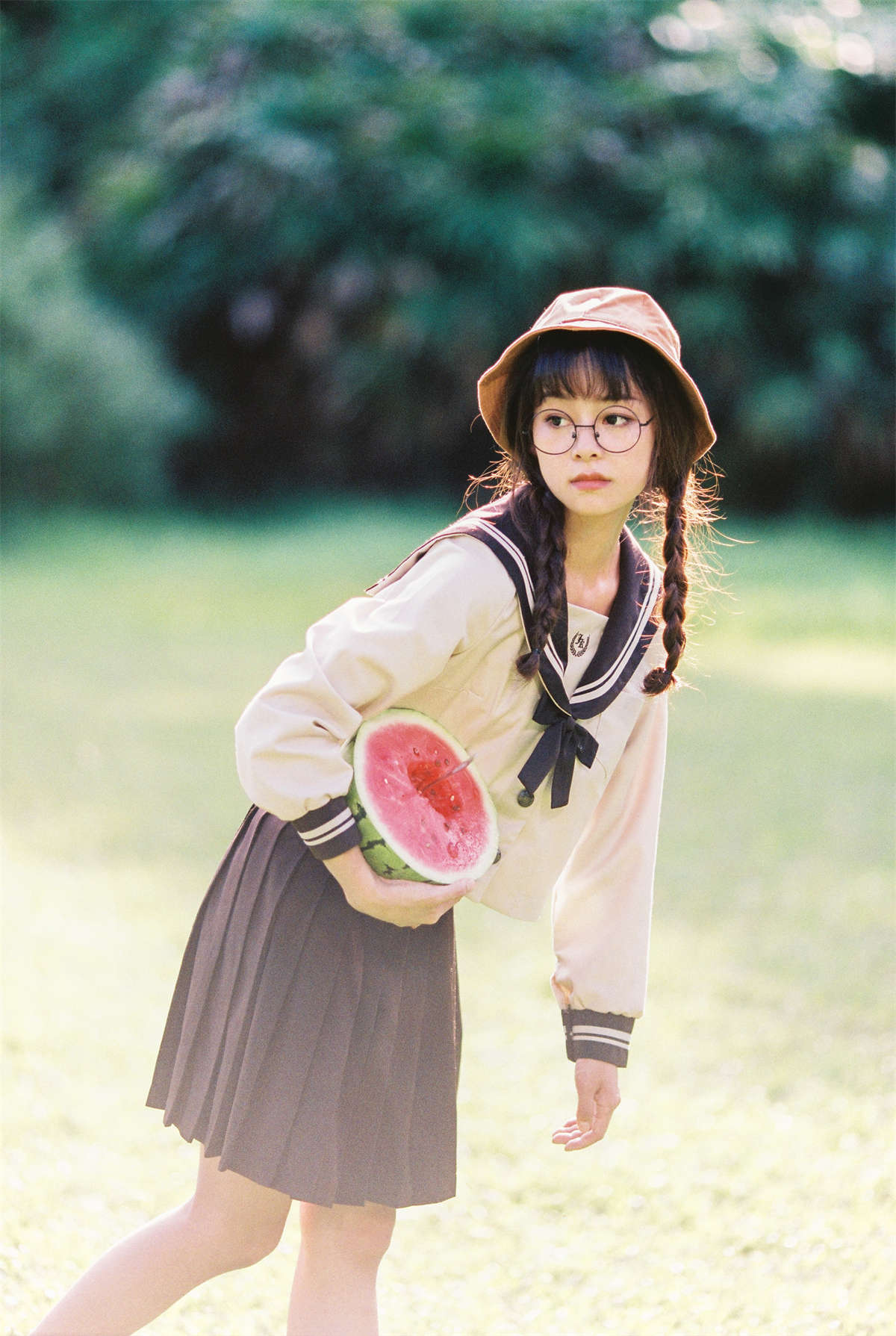 图片[2]-YITUYU艺图语 2025.04.05 西瓜与少女 秋歌-日更街拍