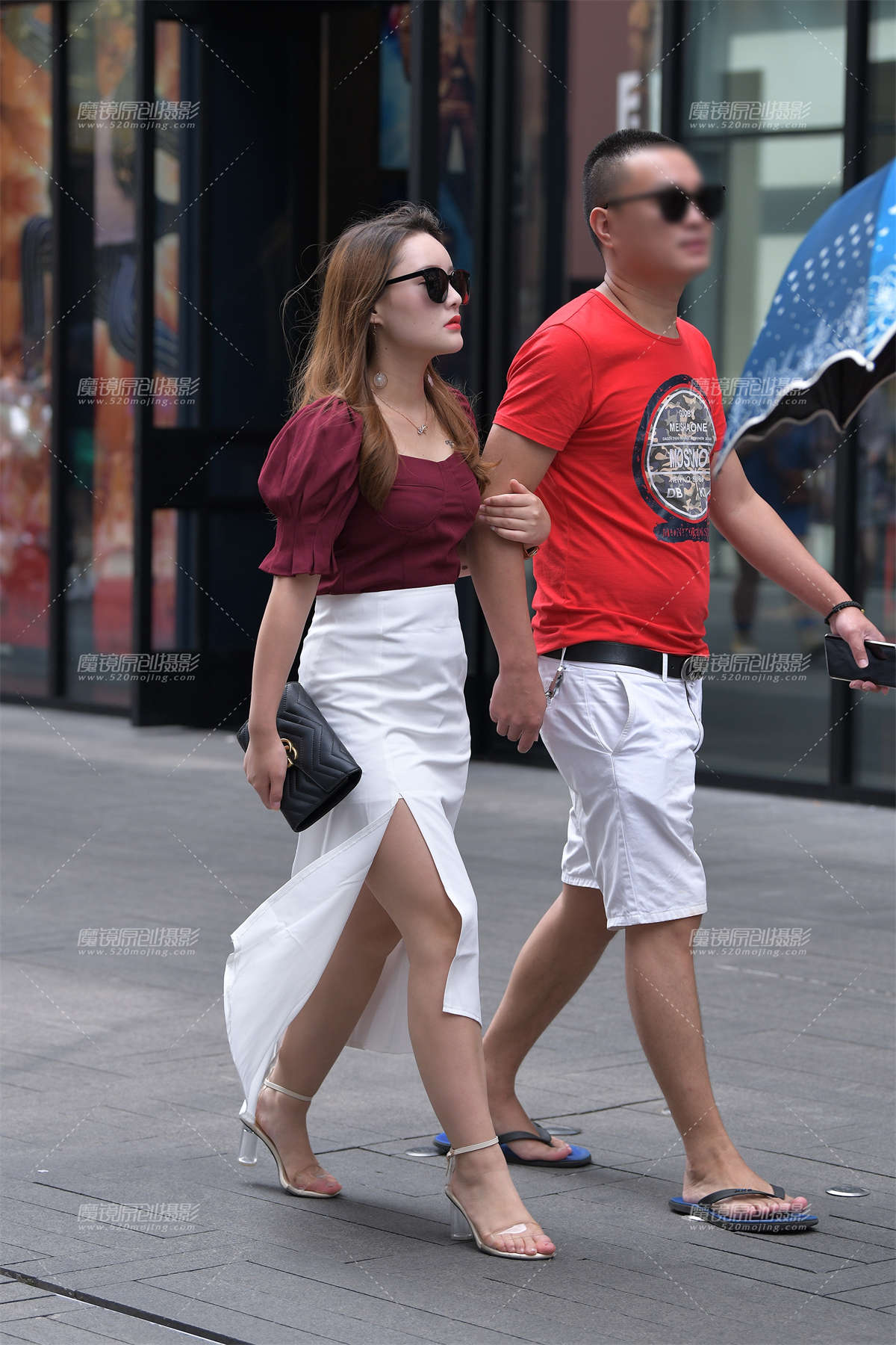 开叉白裙-日更街拍