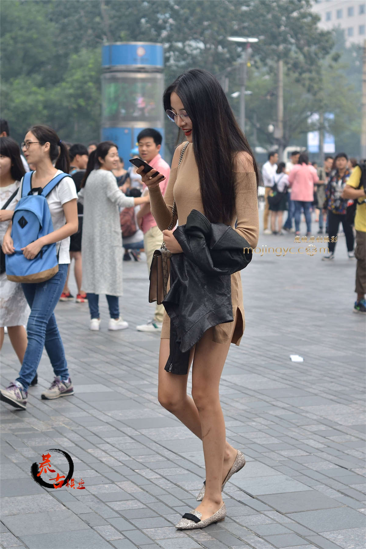 图片[2]-10-11 裸色裙-日更街拍