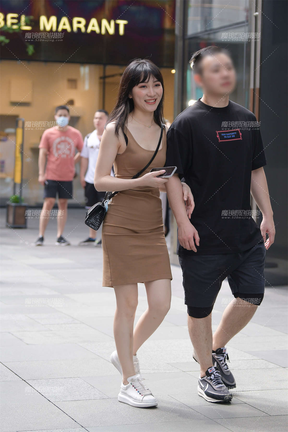 包臀裙女友~-日更街拍