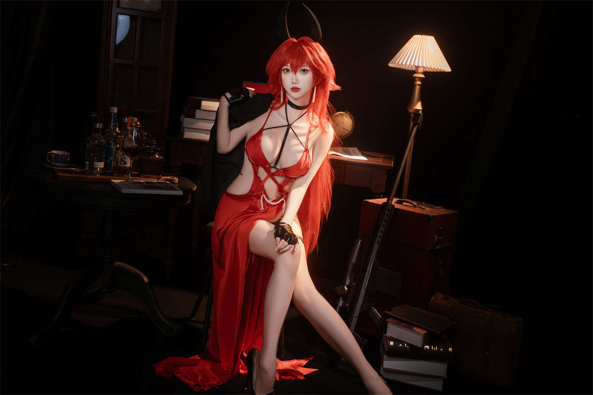 图片[2]-面饼仙儿 NO.145 Nikke 小红帽礼服-日更街拍