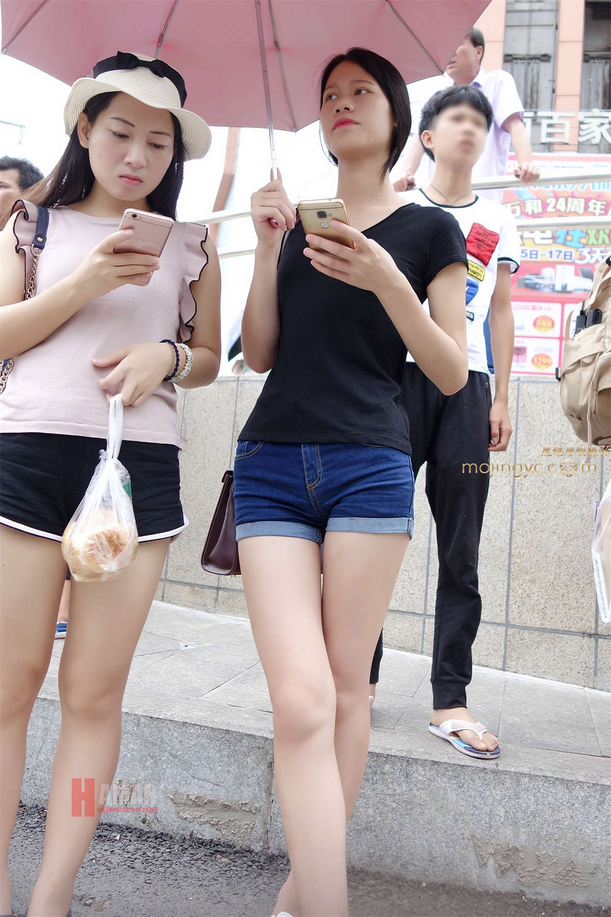 肉搏篇——热裤Q街拍-日更街拍