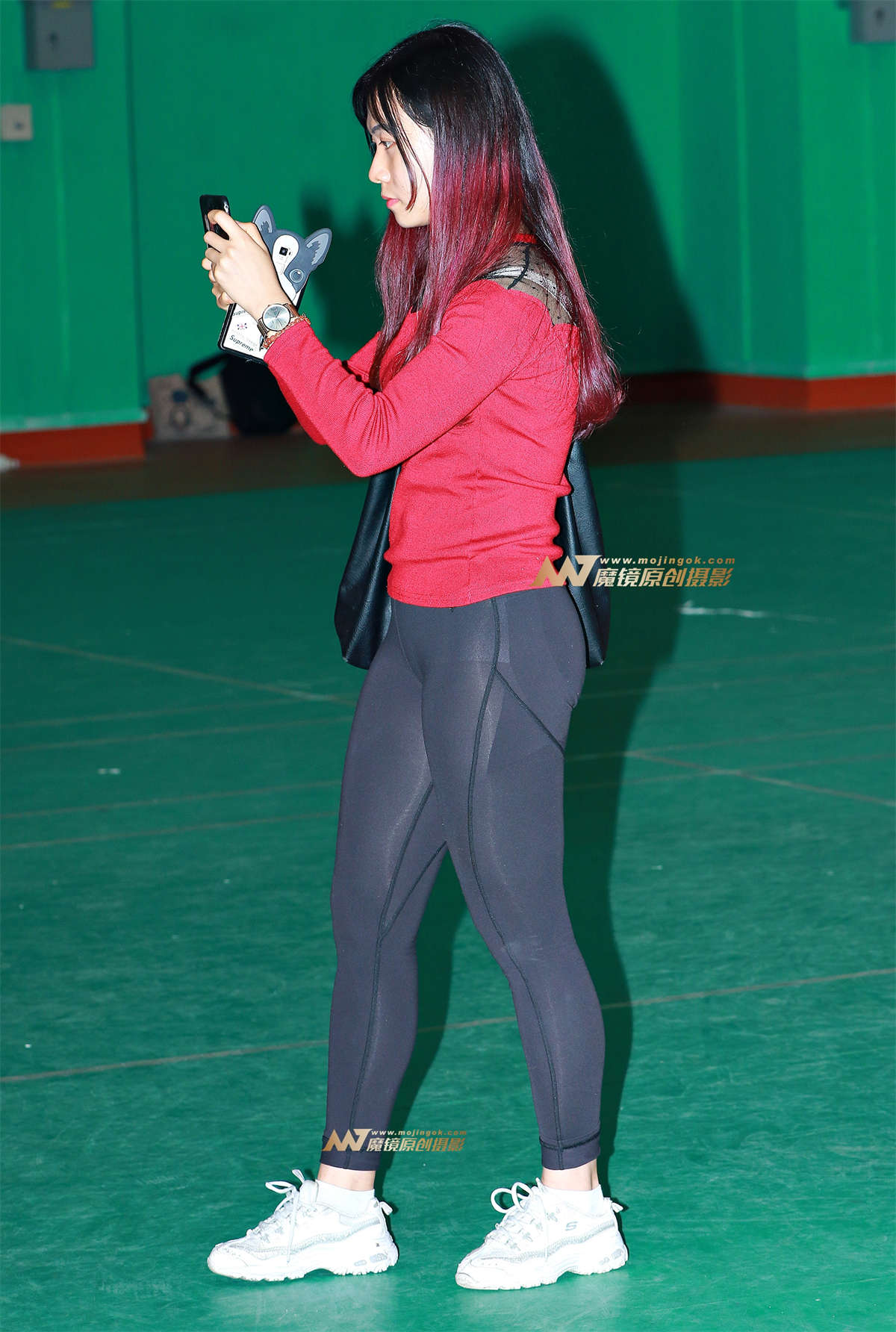 无痕内ku，紧身美臀女友-日更街拍