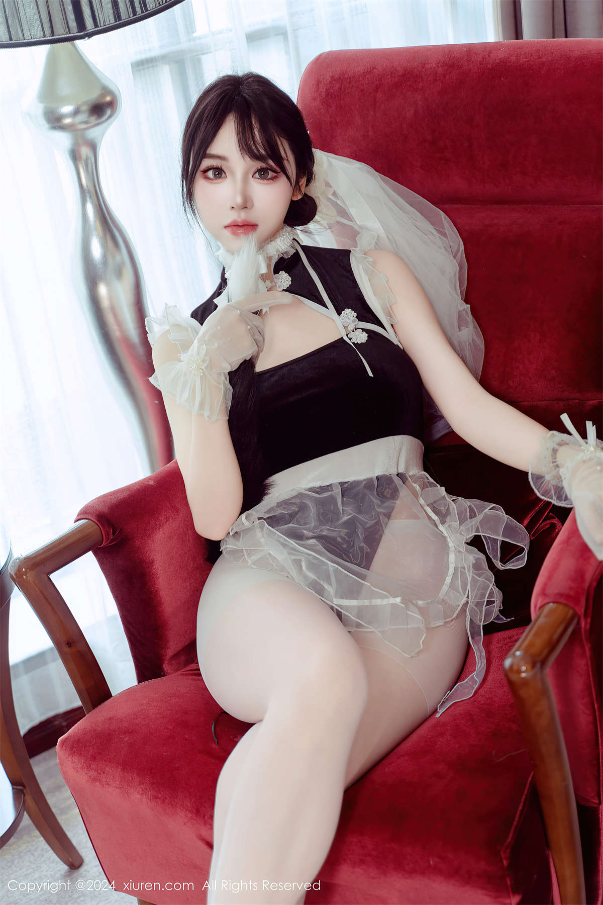 Xiuren秀人网 2024.09.24 NO.9197 汐汐爱吃草莓-日更街拍