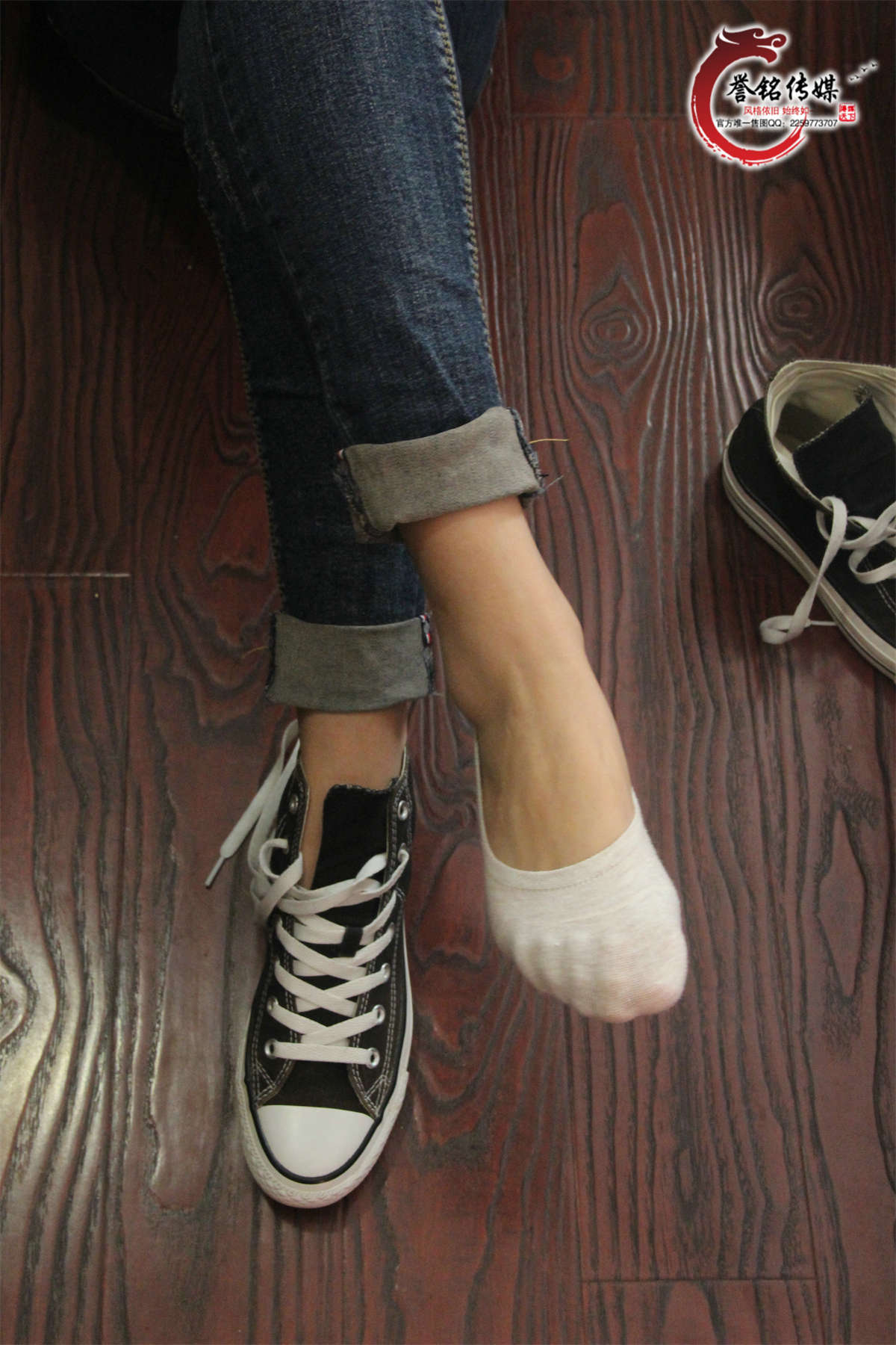 誉铭传媒 2017年-第七十七期-日更街拍