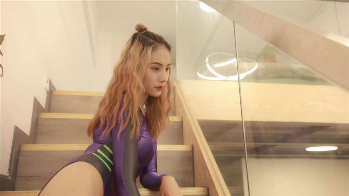 图片[2]-2019.10.08 小允儿 丝袜腿长死库水-日更街拍