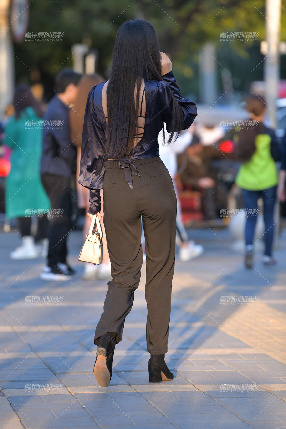 图片[2]-【红石赛帖】好友气质的美女-日更街拍