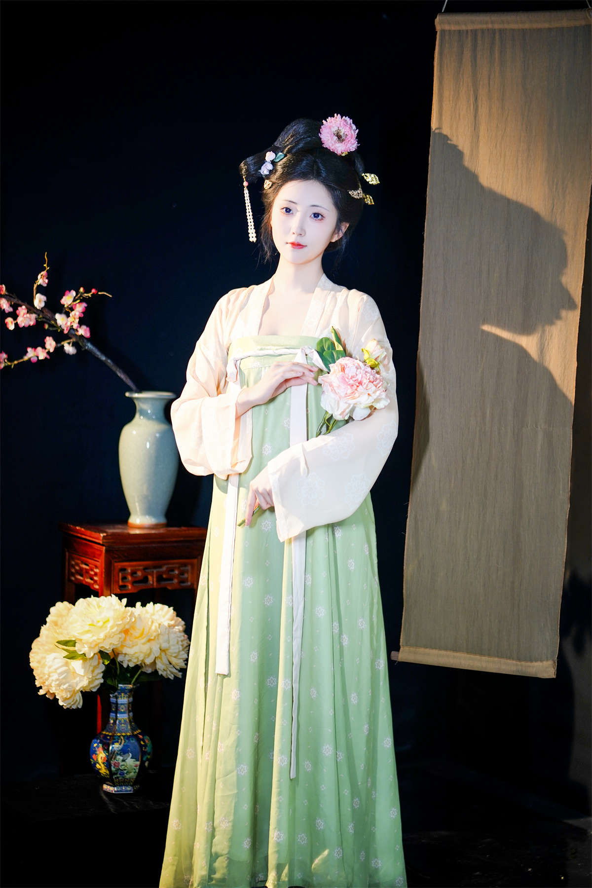 YITUYU艺图语 2025.03.31 国色芳华 兔牙w-日更街拍